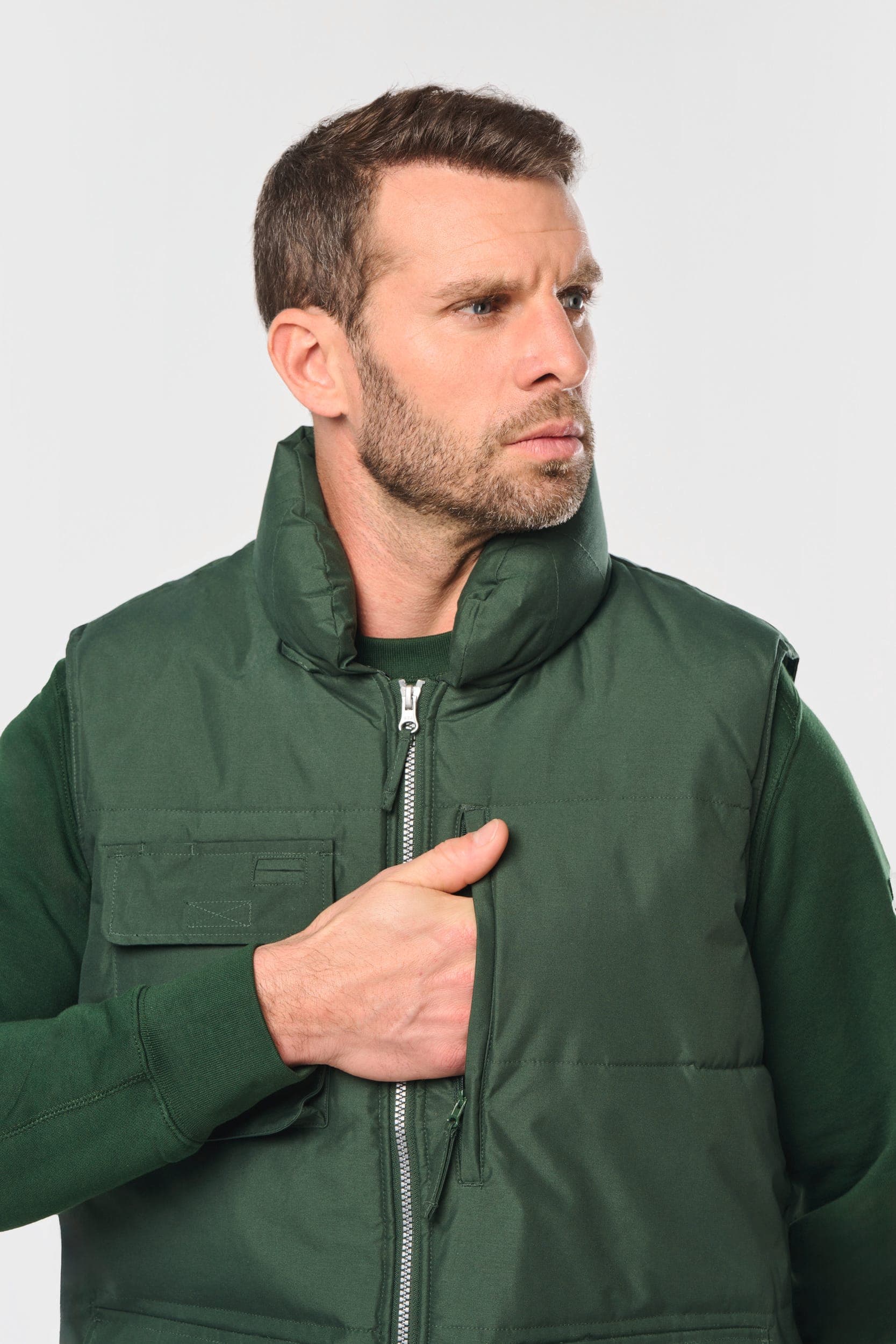 Bodywarmer matelassé homme en situation
