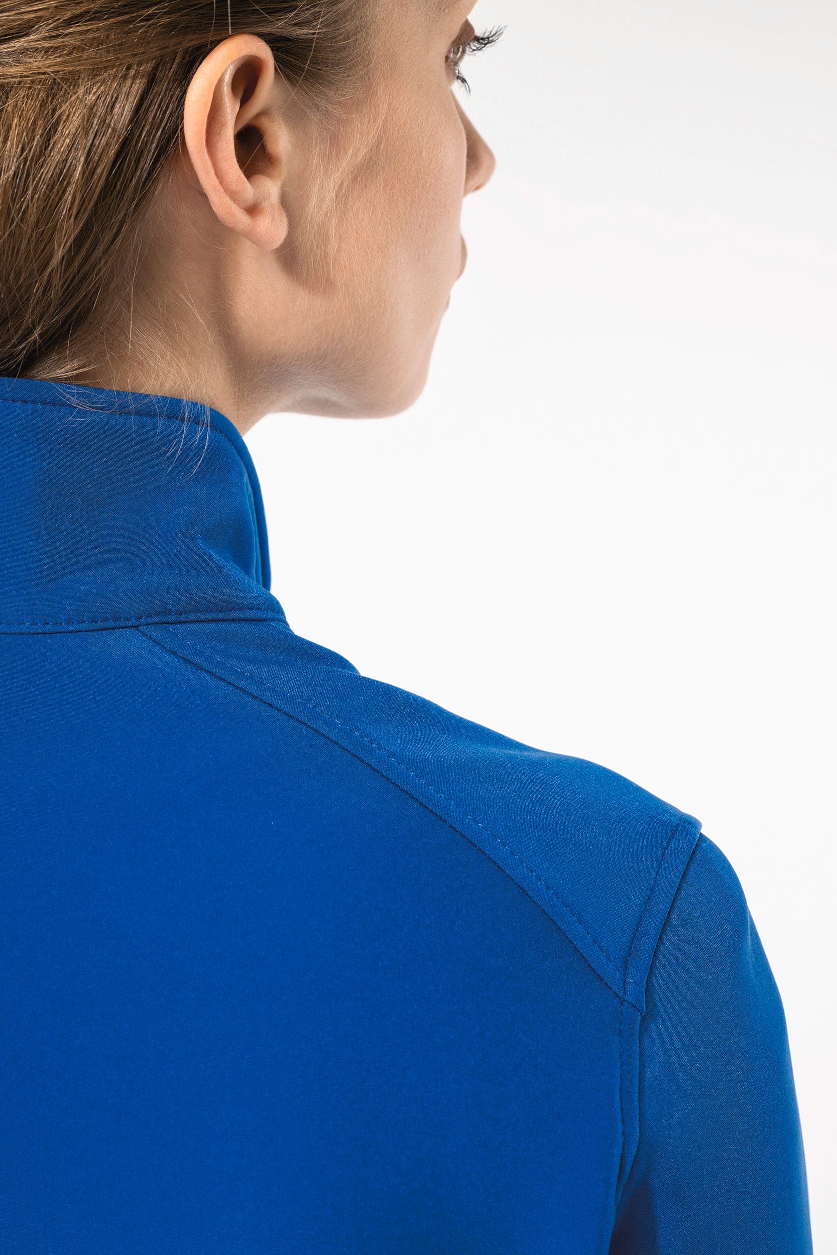 Veste Softshell 2 couches femme en situation