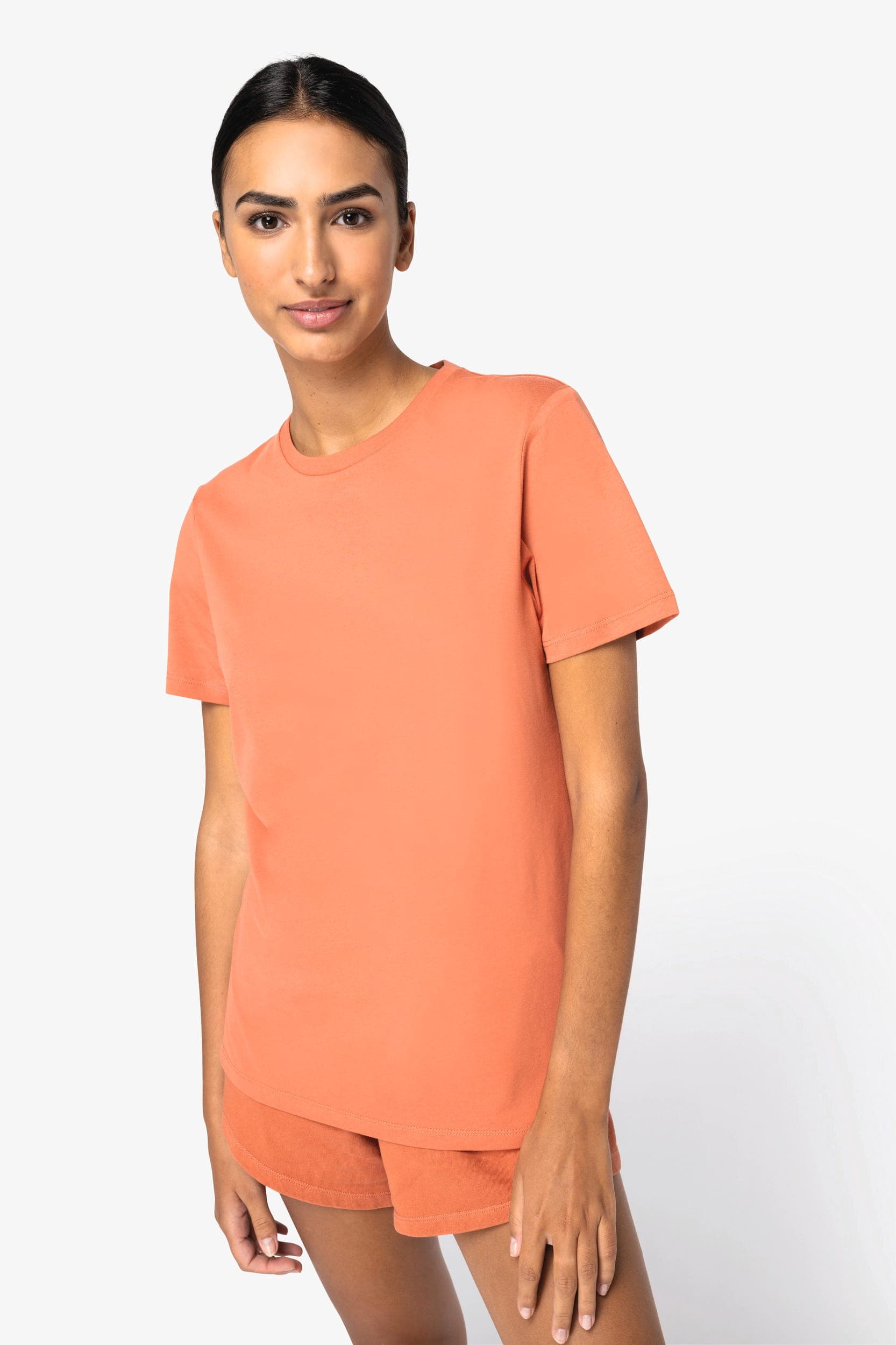 T-shirt écoresponsable unisexe en situation