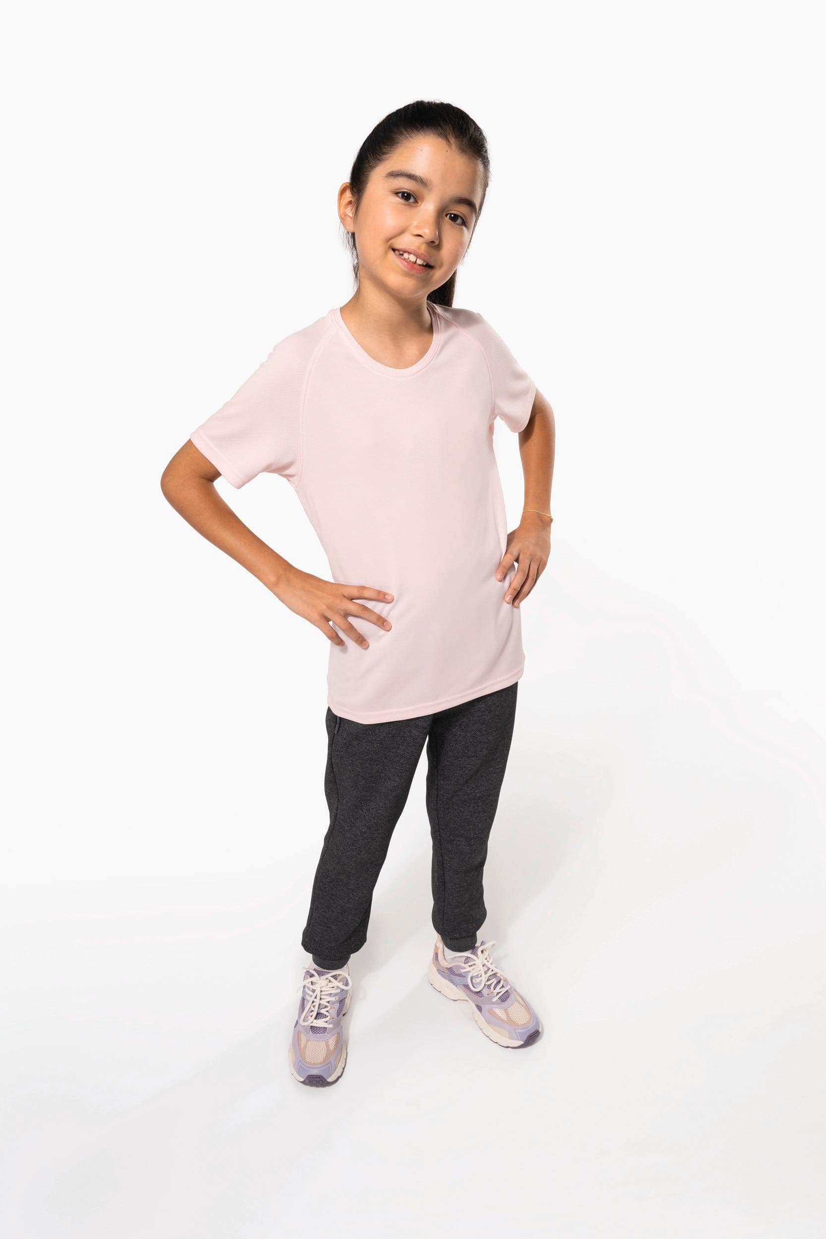 T-shirt sport manches courtes enfant en situation