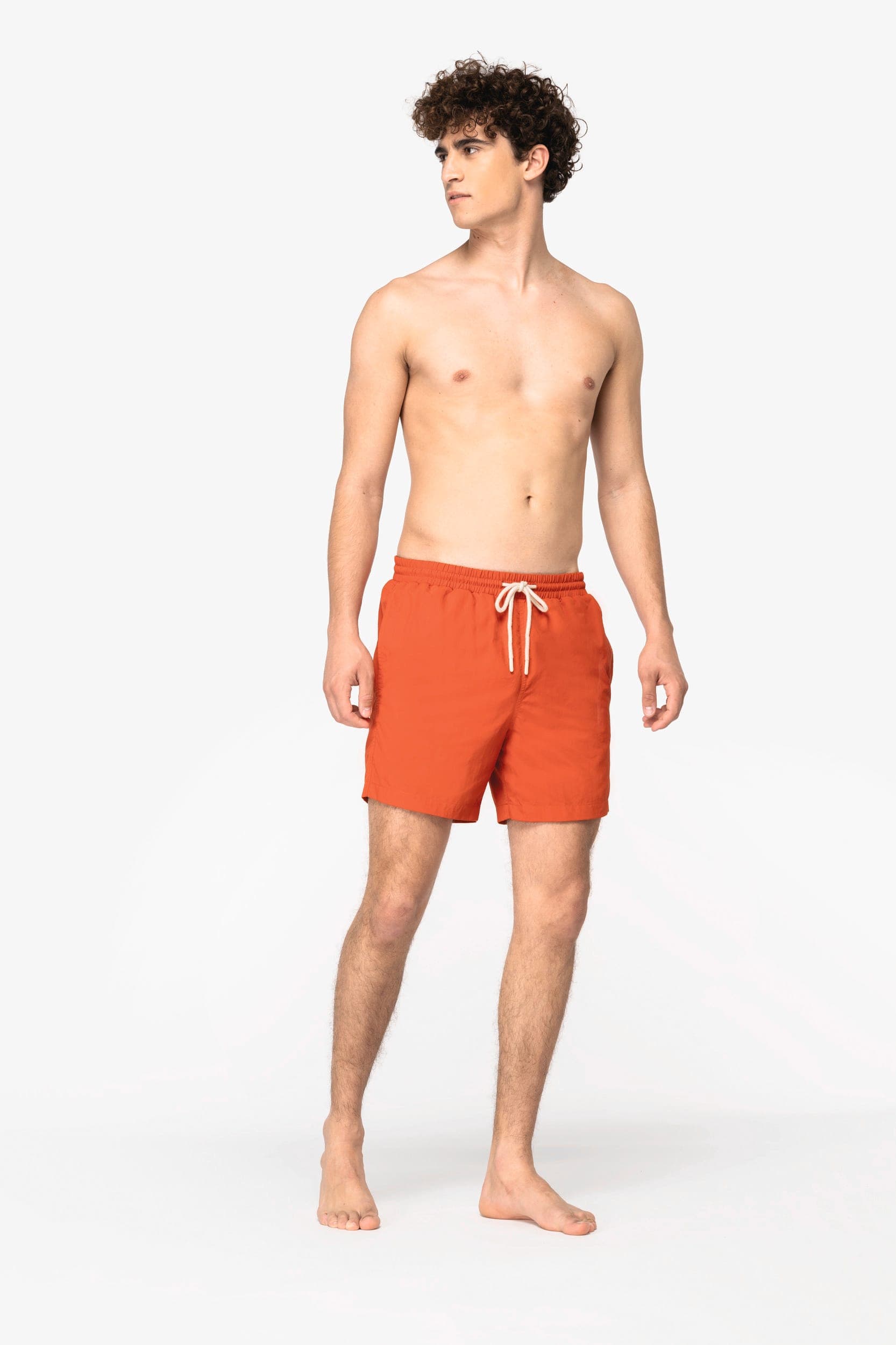 Short de bain écoresponsable homme en situation