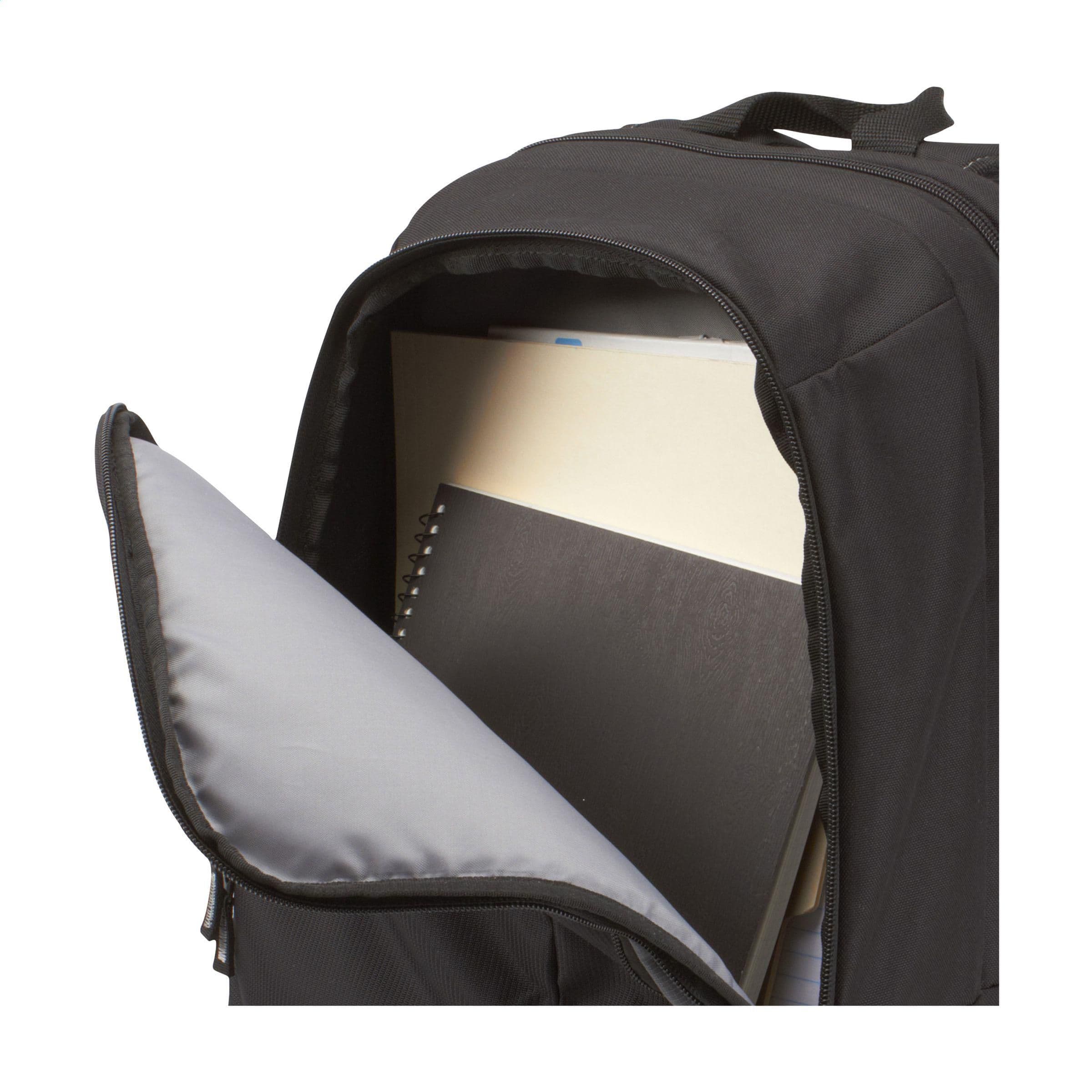 Sac à dos pour ordinateur portable Case Logic 17p en situation