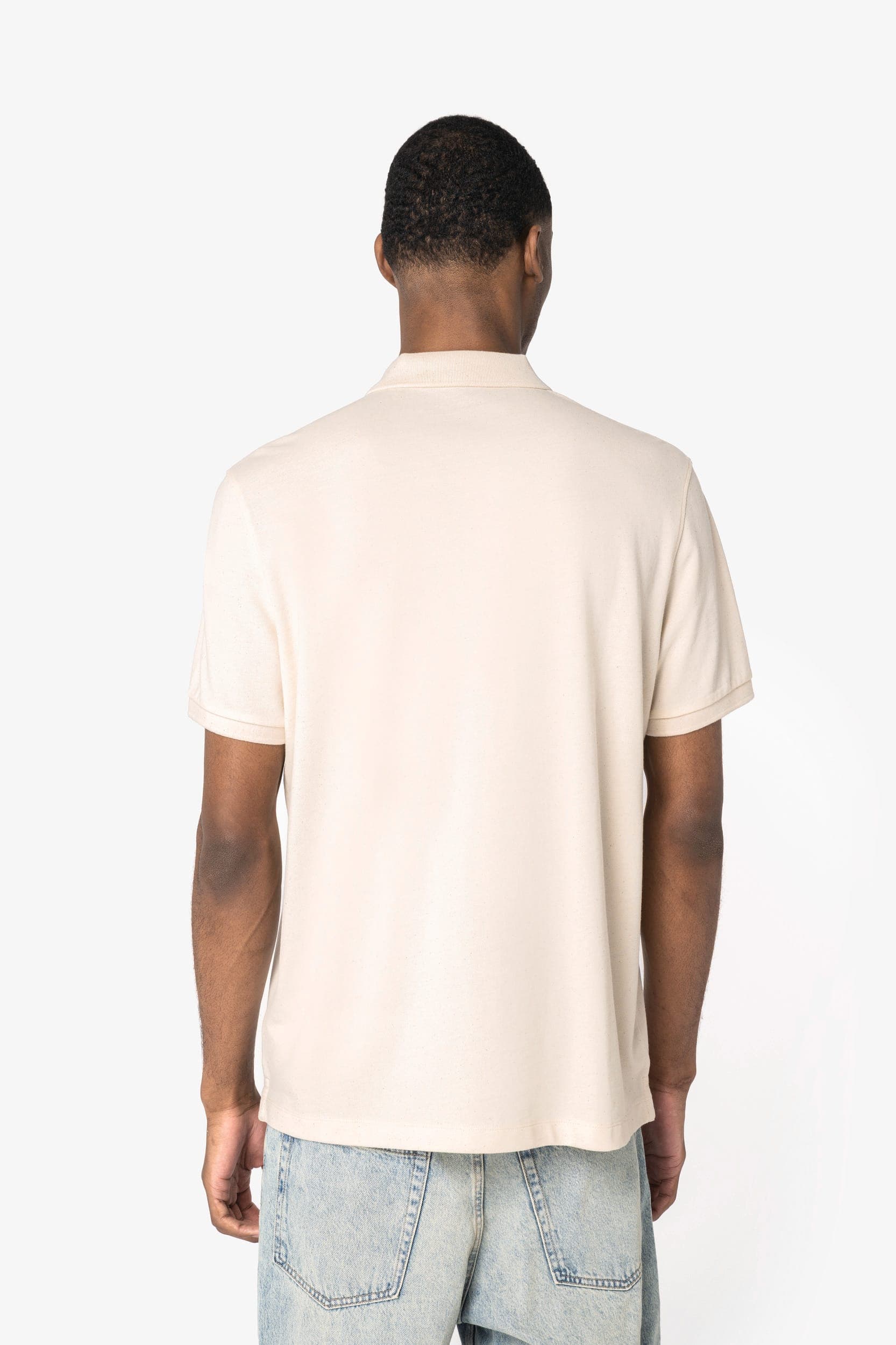 Polo écoresponsable maille piquée homme en situation