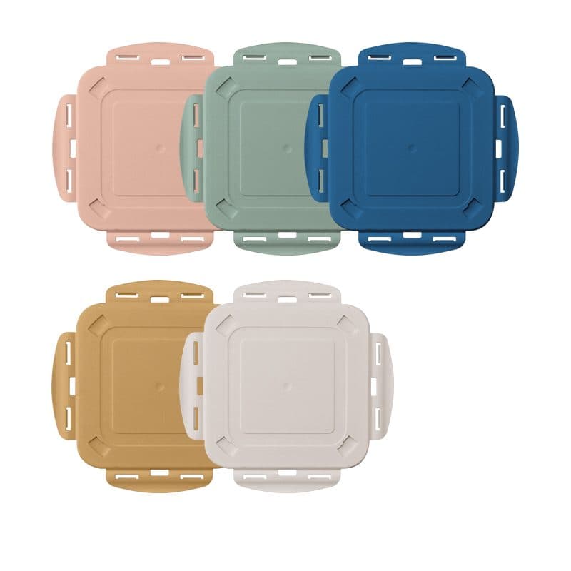 BOITE REPAS (LUNCH BOX) 1.2 l AVEC COUVERCLE, CUILLERE ET FOURCHETTE en situation