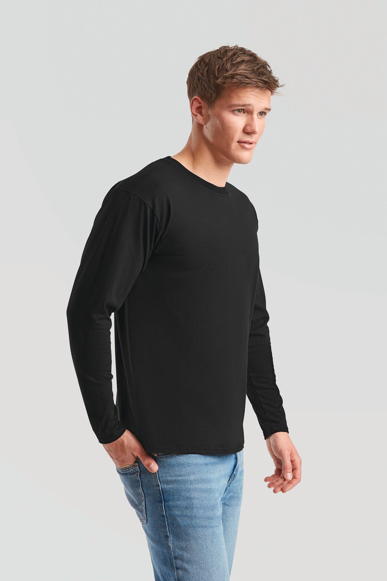 T-shirt homme manches longues Valueweight (61-038-0) en situation