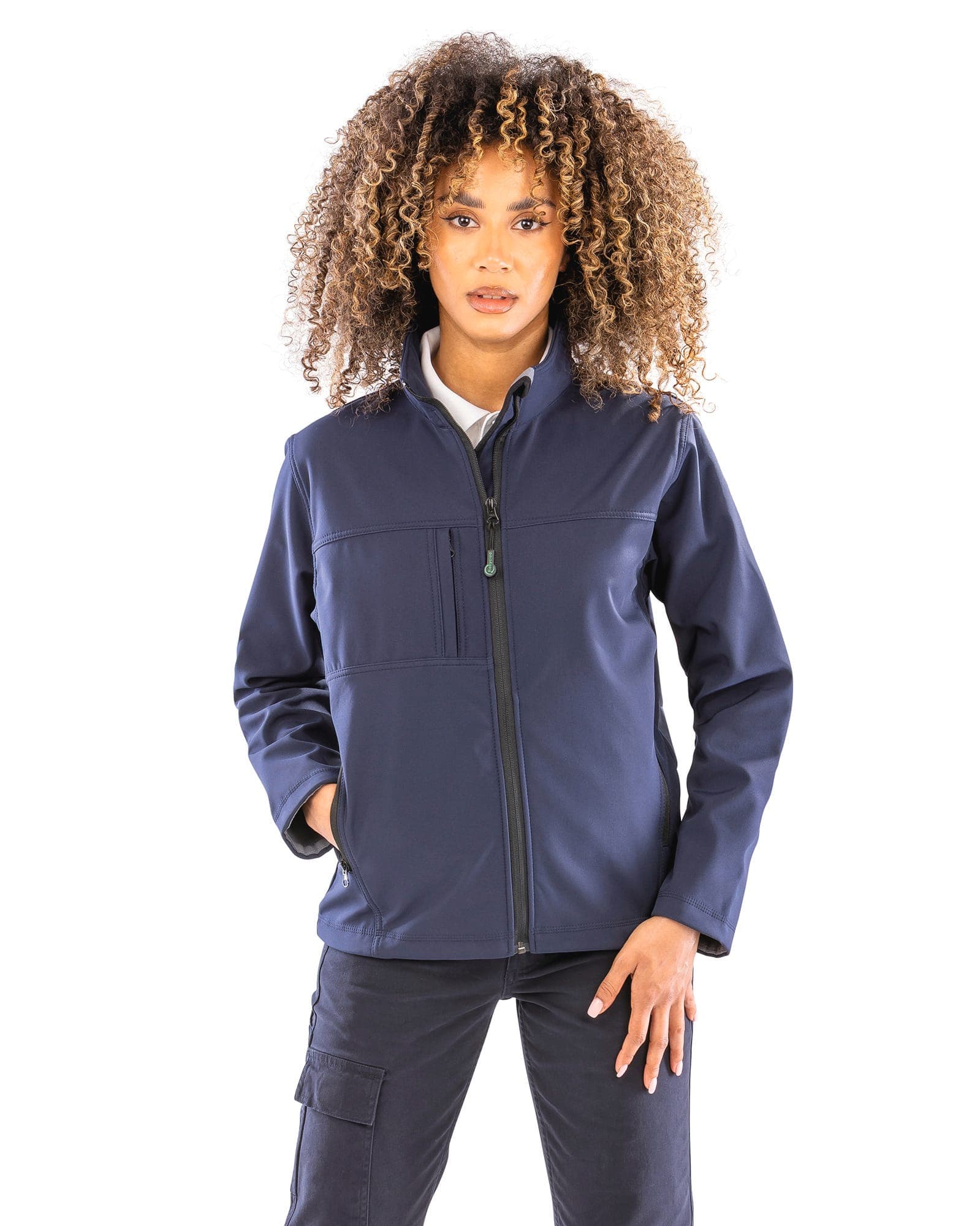 WOMENS CLASSIC SOFTSHELL JACKET en situation