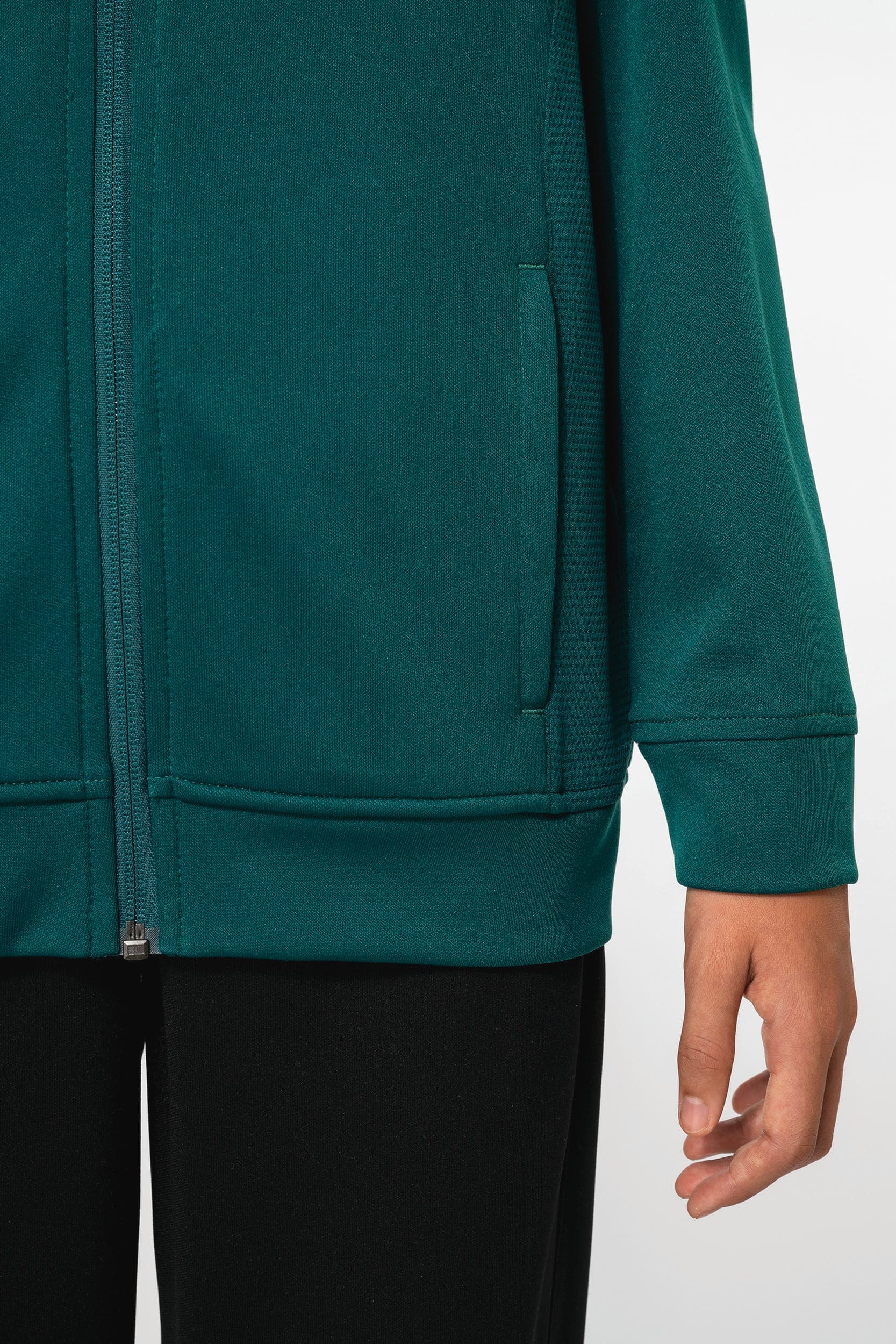 Veste de survêtement zippée enfant en situation