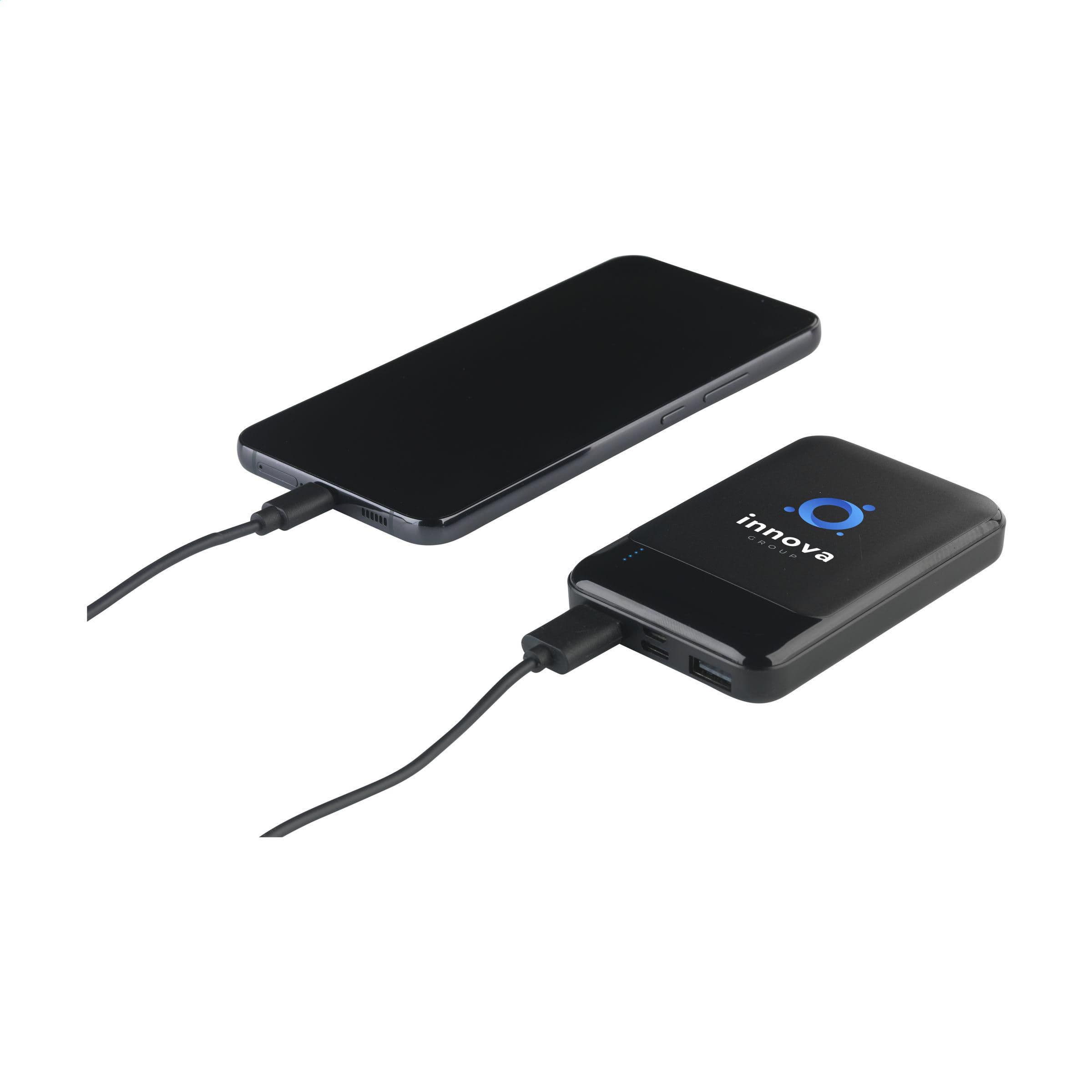 Powerbank Compact 5000 RCS recyclé ABS en situation