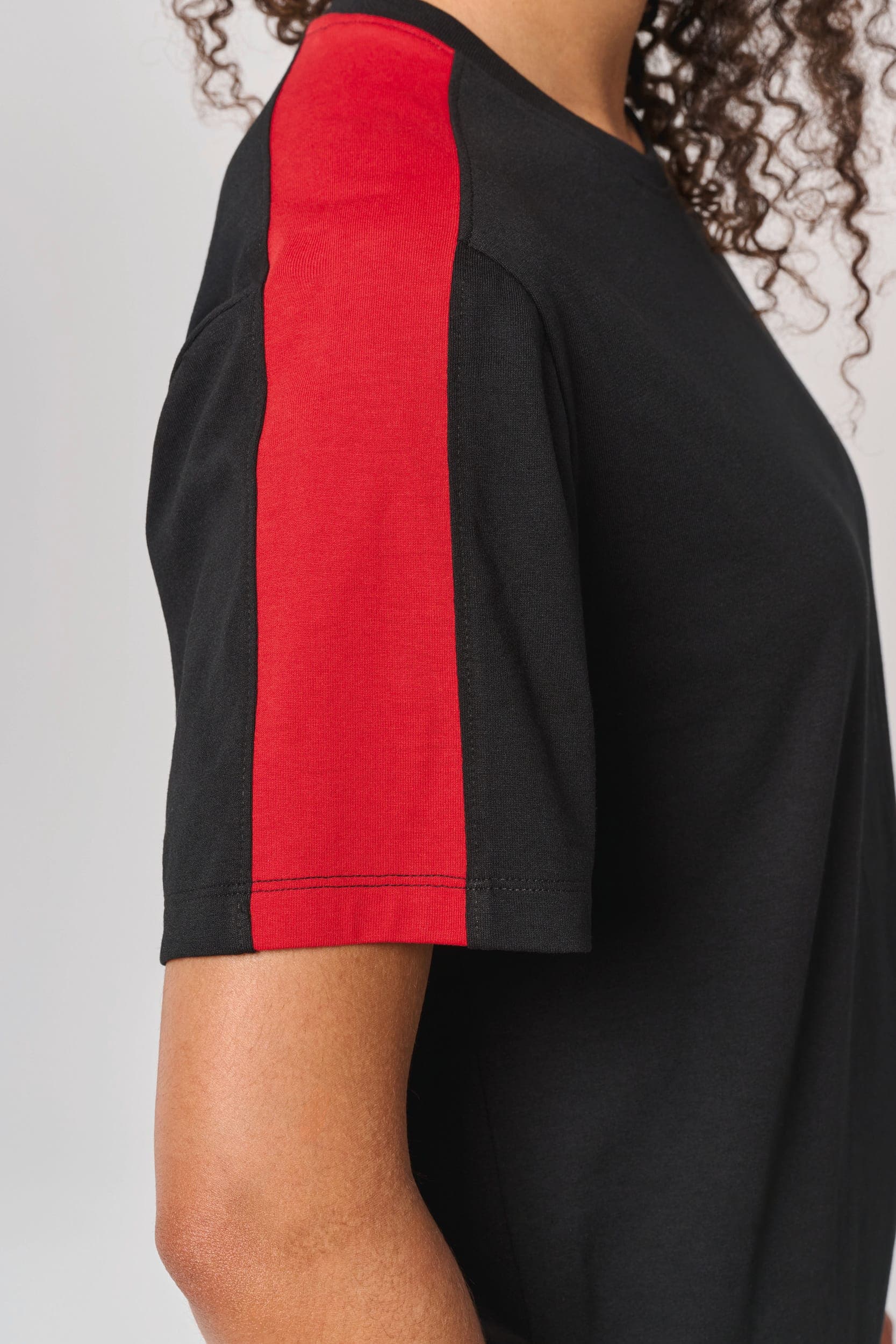 T-shirt teamwear unisexe en situation