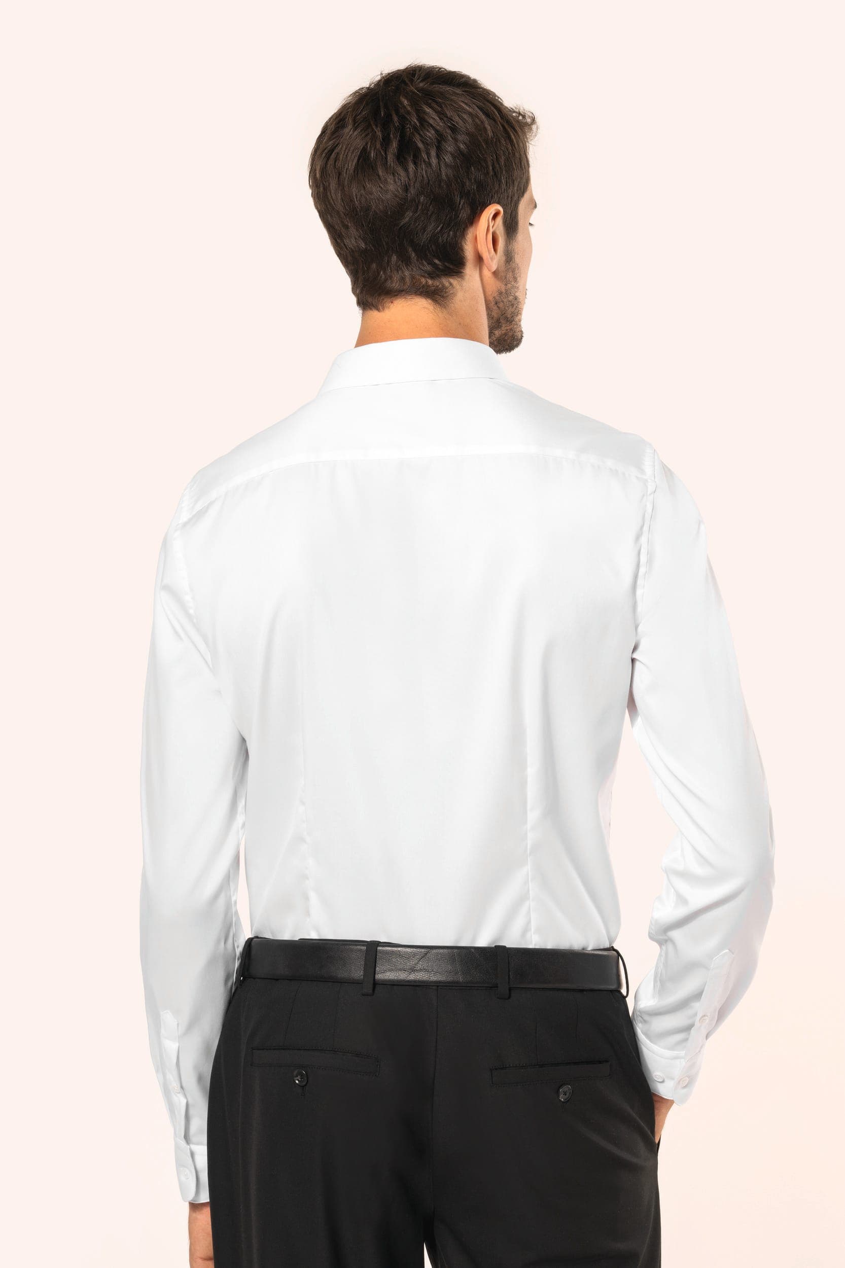Chemise twill manches longues homme en situation