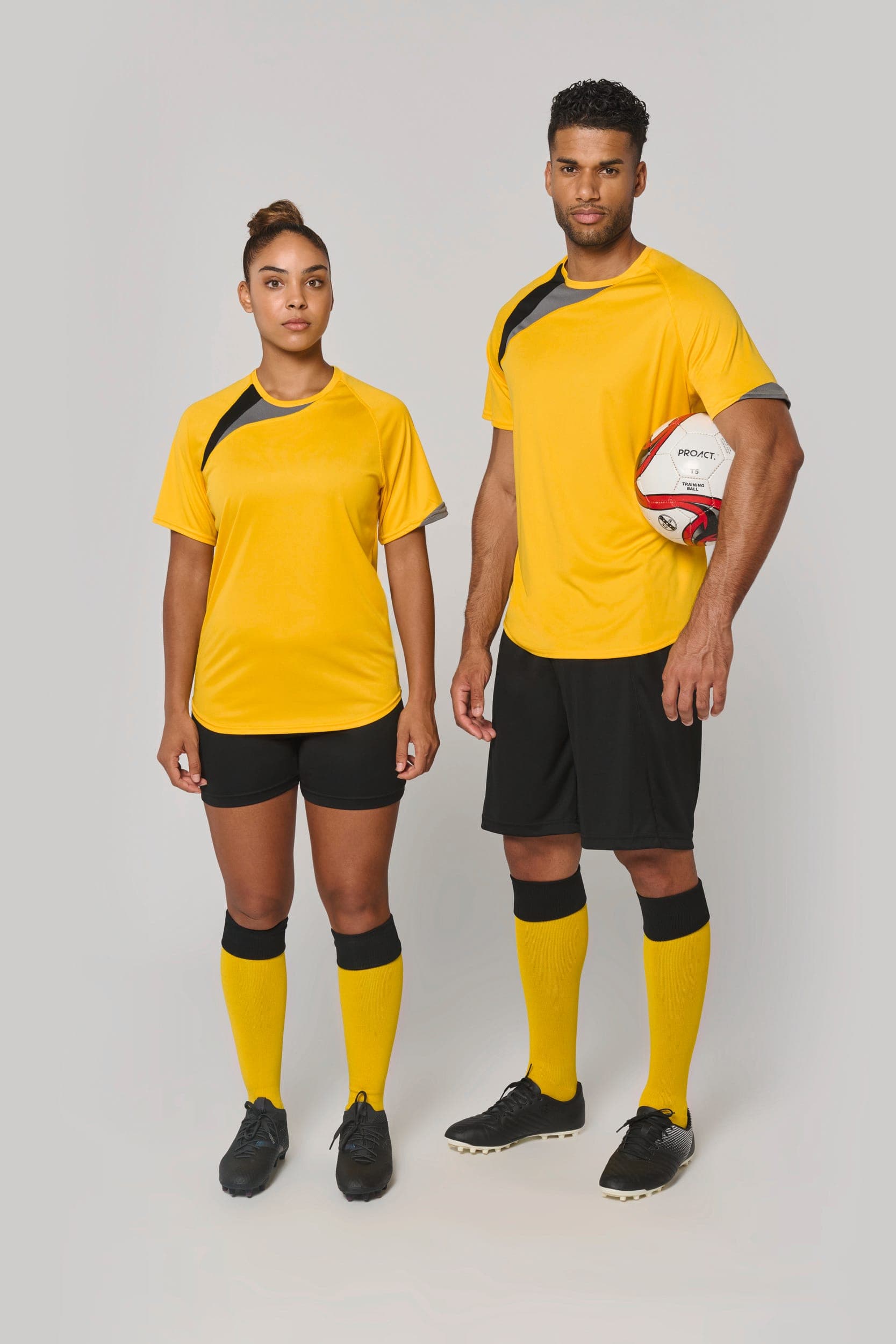 Maillot multisport manches courtes unisexe en situation