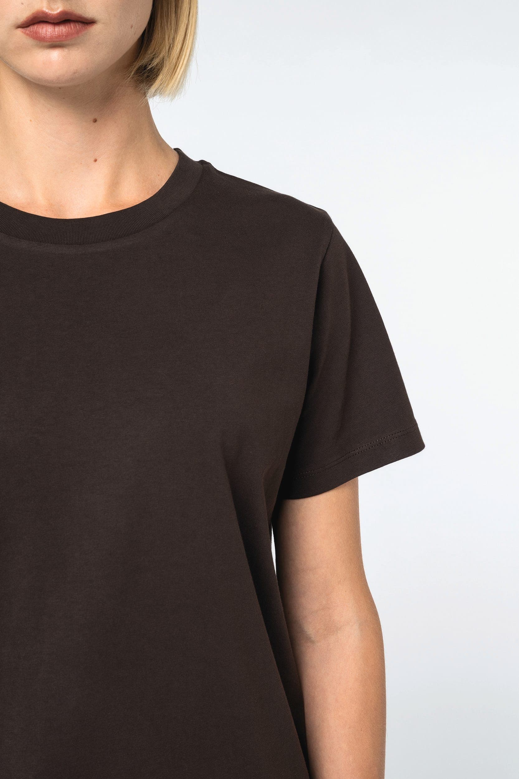 T-shirt écoresponsable femme en situation