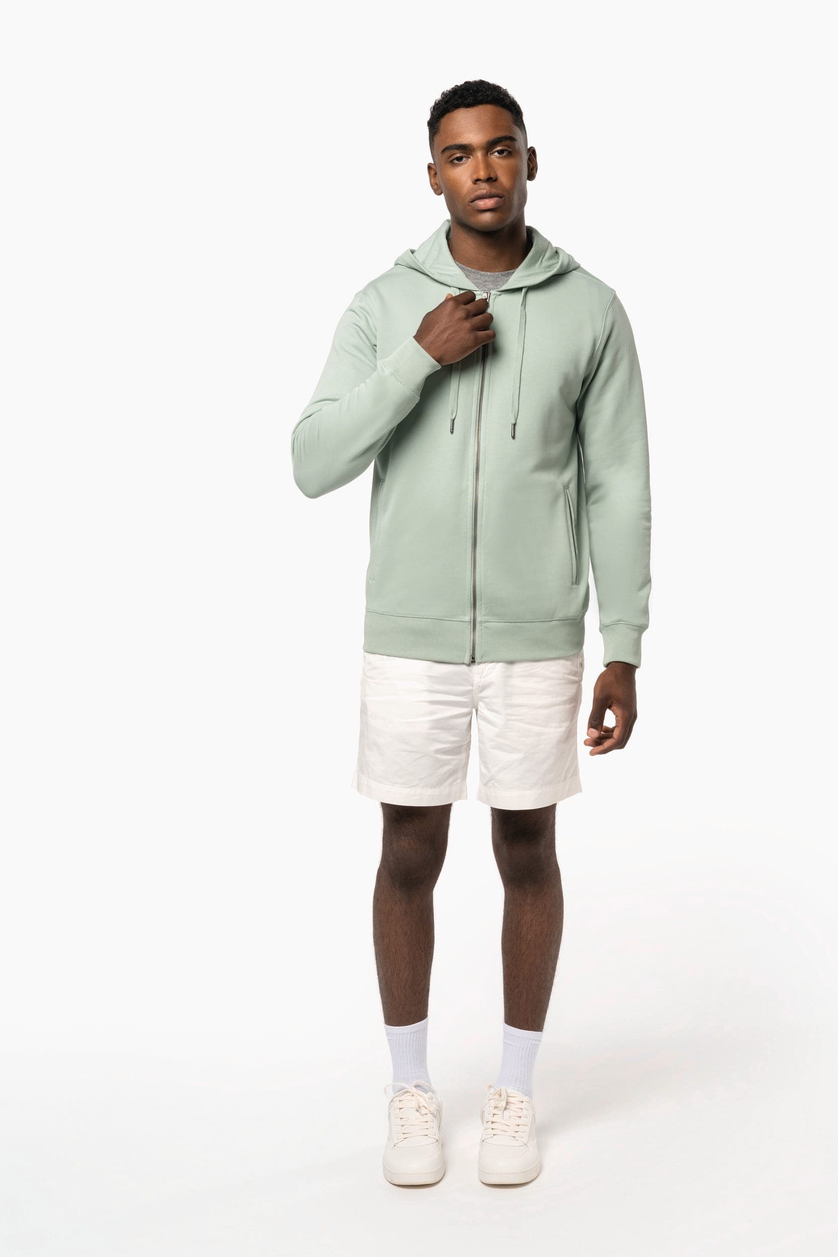 Sweat-shirt french terry écoresponsable zippé à capuche unisexe en situation