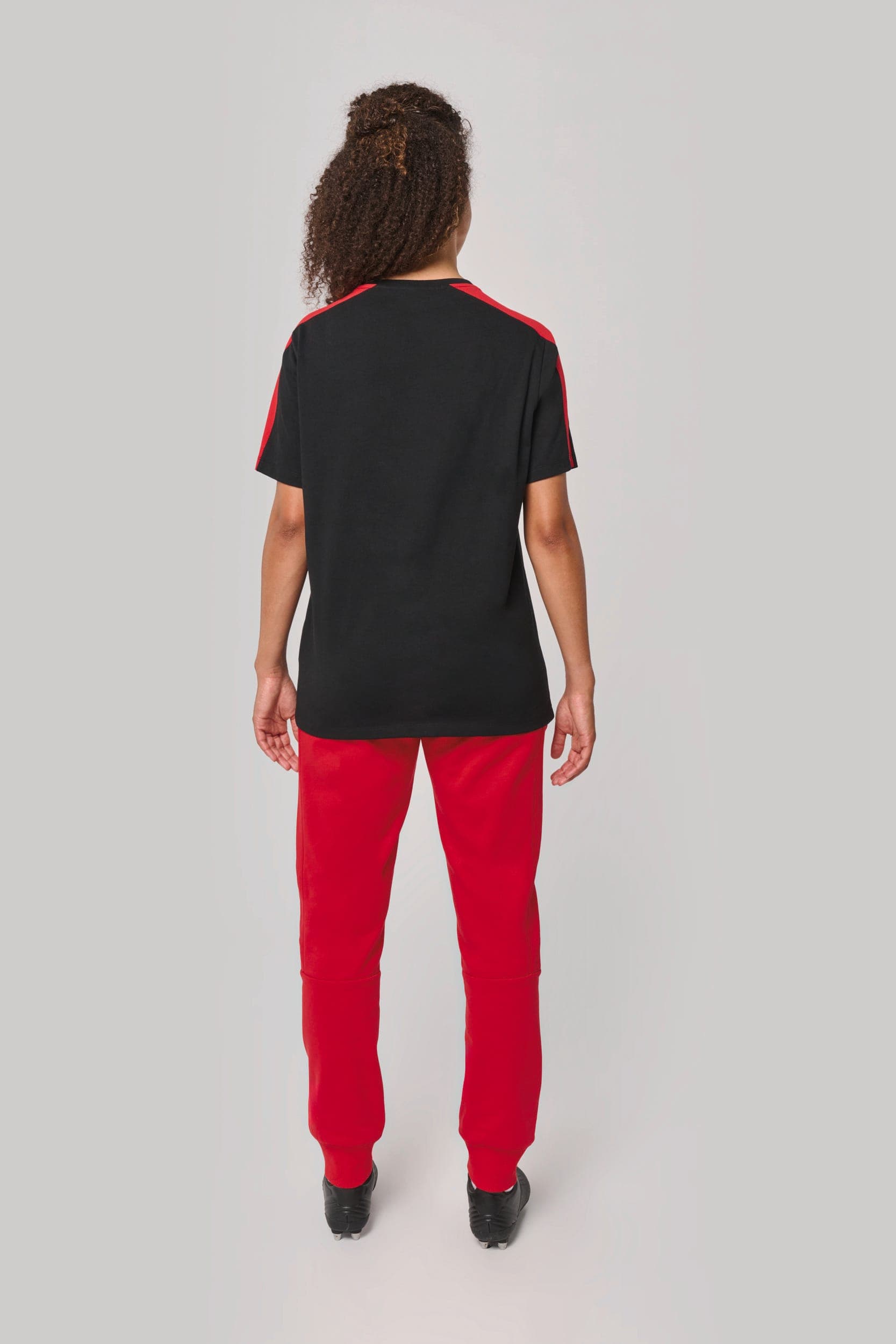 T-shirt teamwear unisexe en situation
