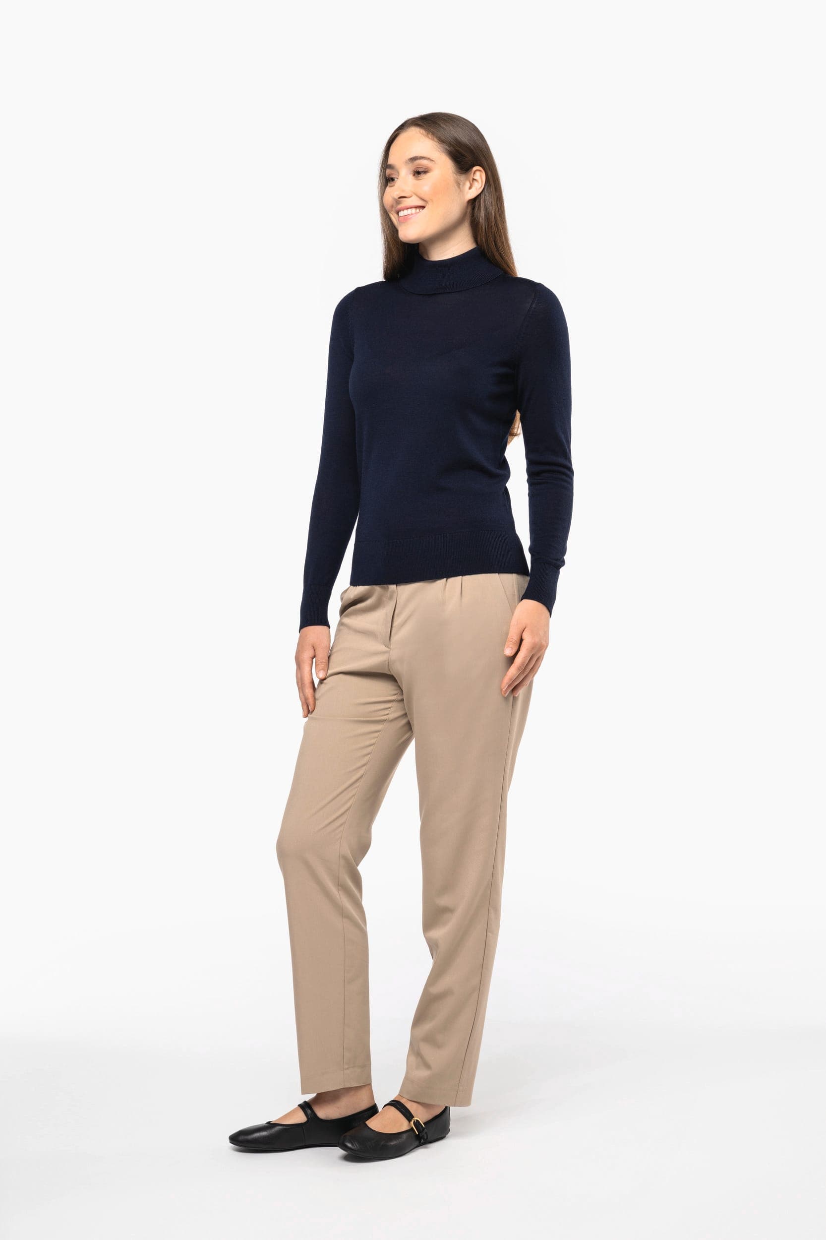 Pull Mérinos col roulé femme en situation
