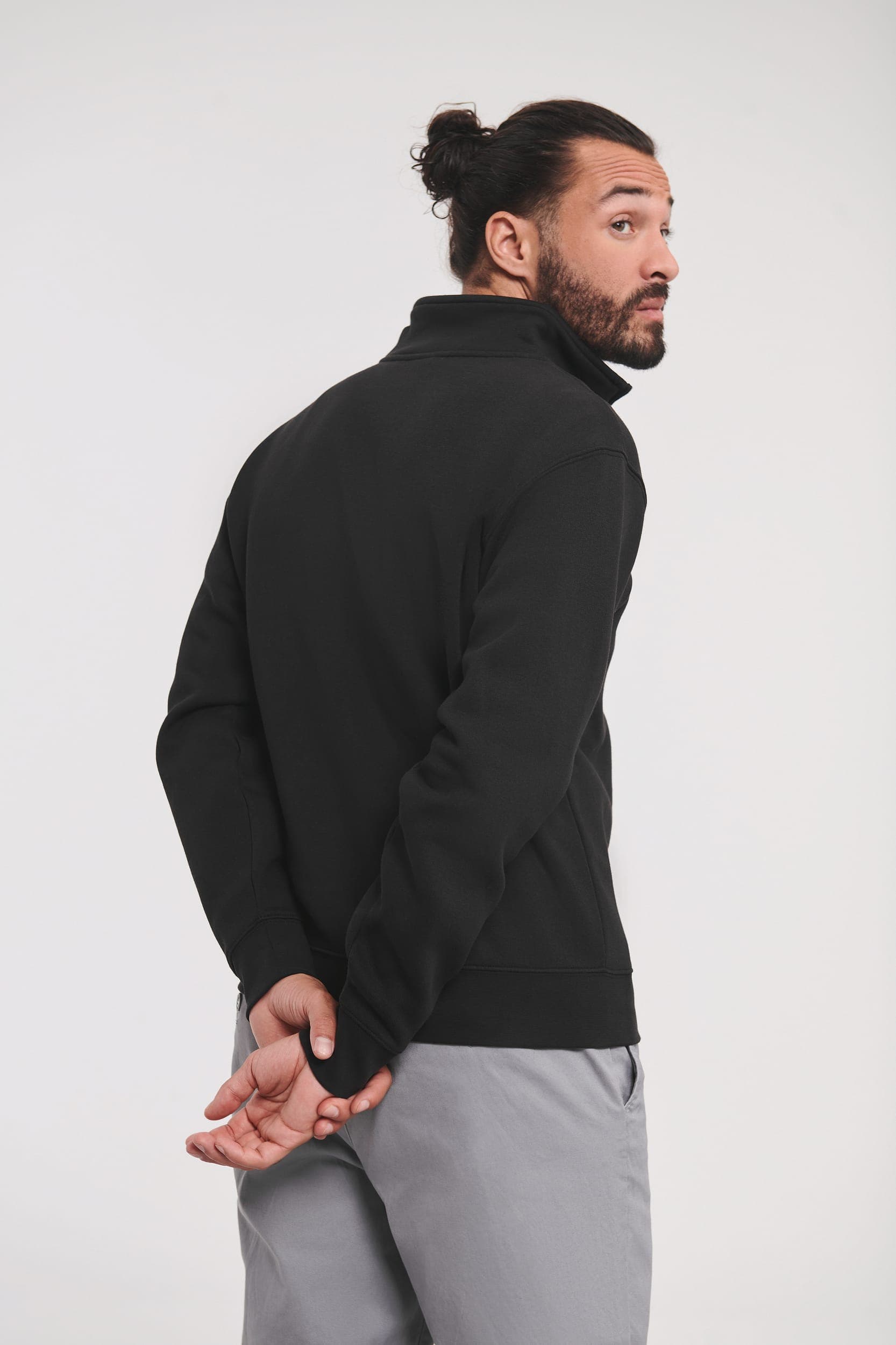 Sweat Col Zippé Authentic en situation