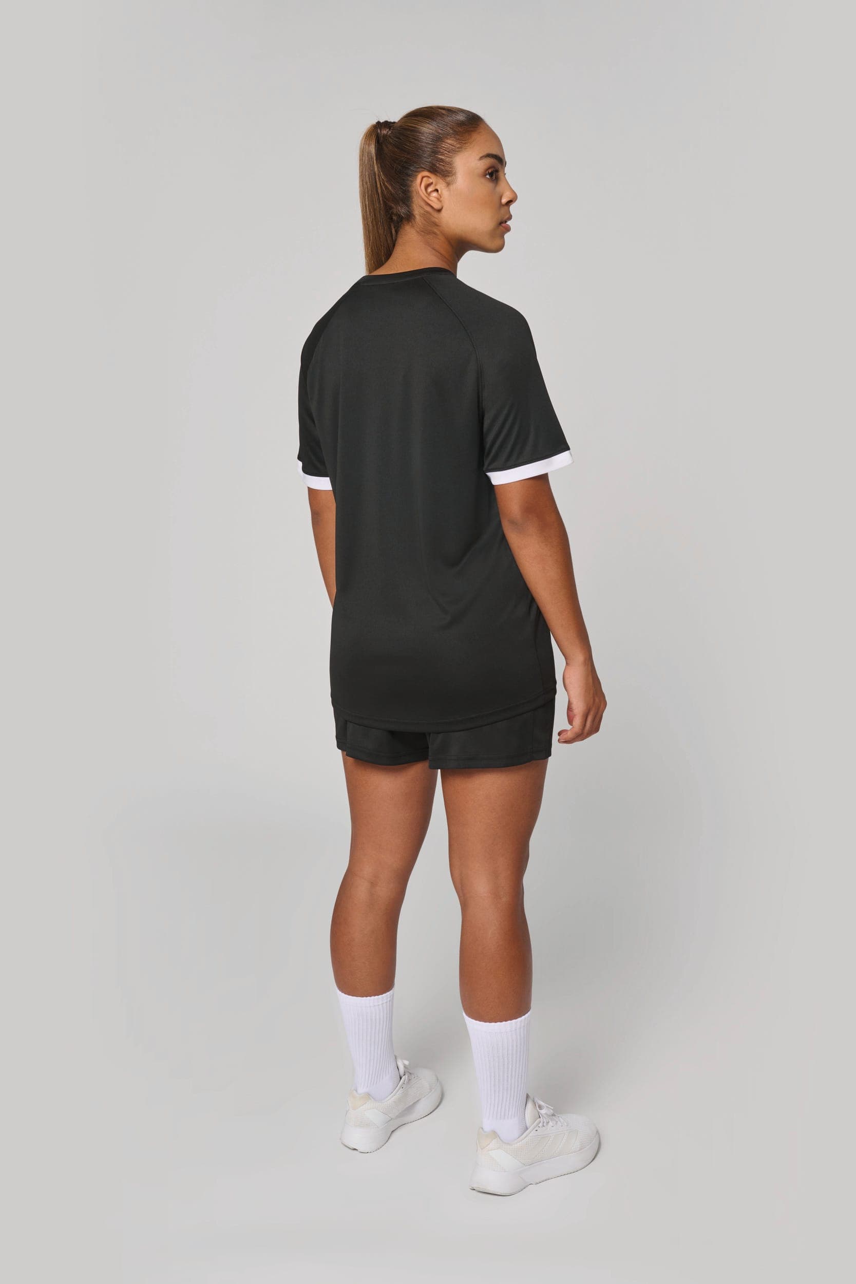 Maillot multisport en polyester unisexe en situation