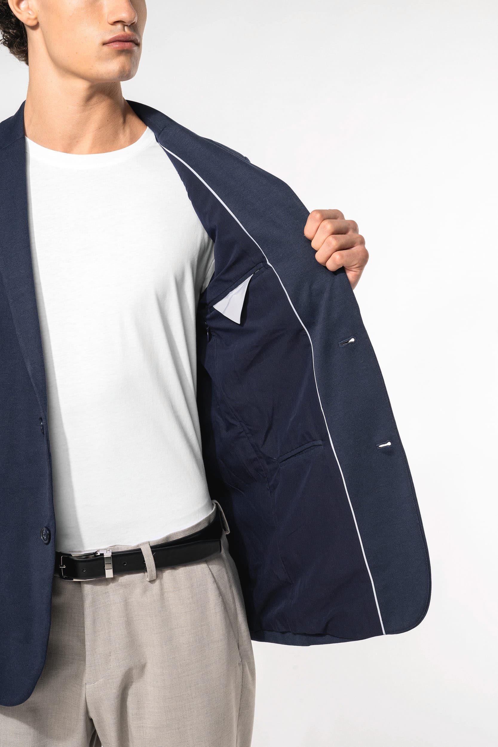 Veste maille homme en situation
