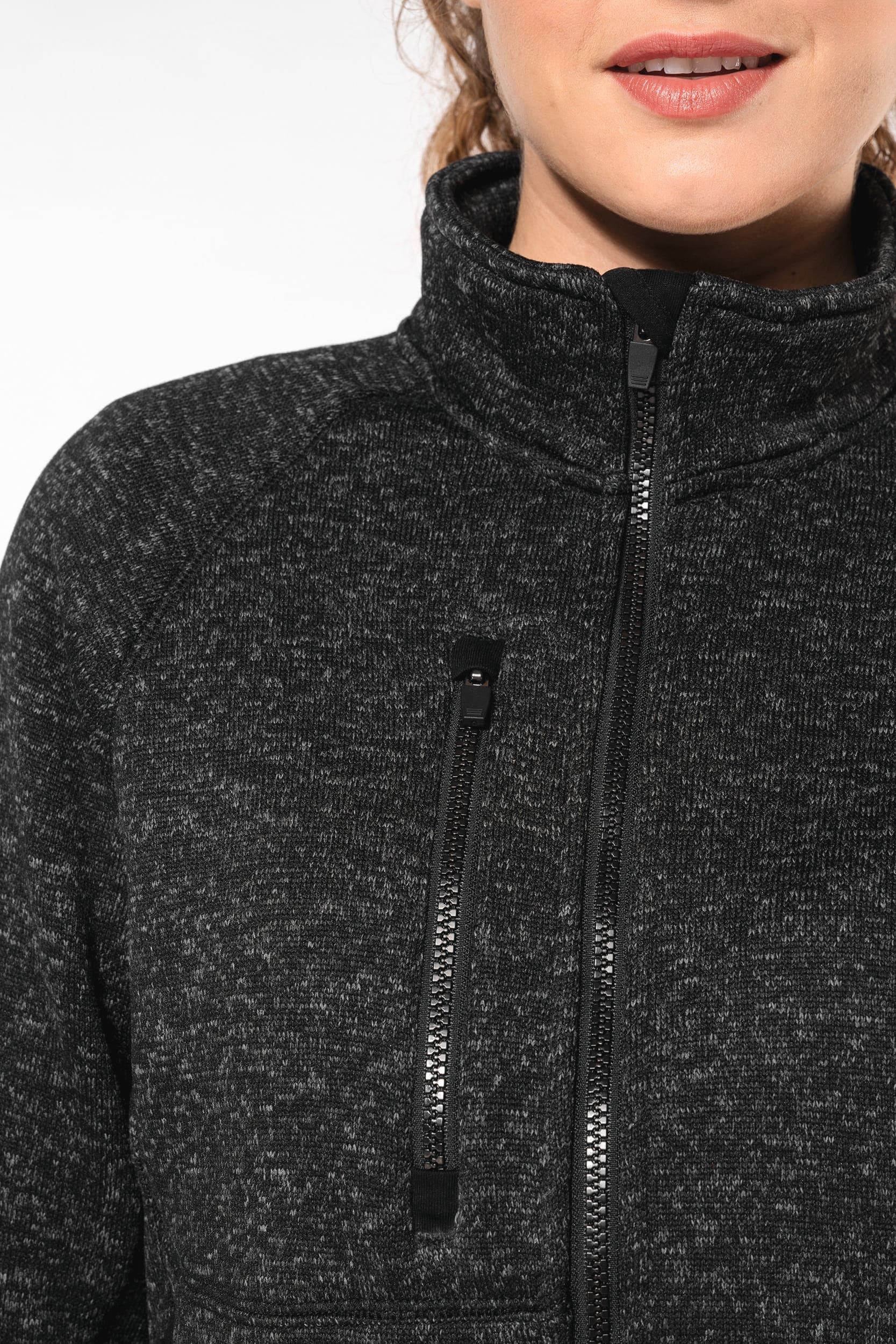 Veste zippée chinée femme en situation