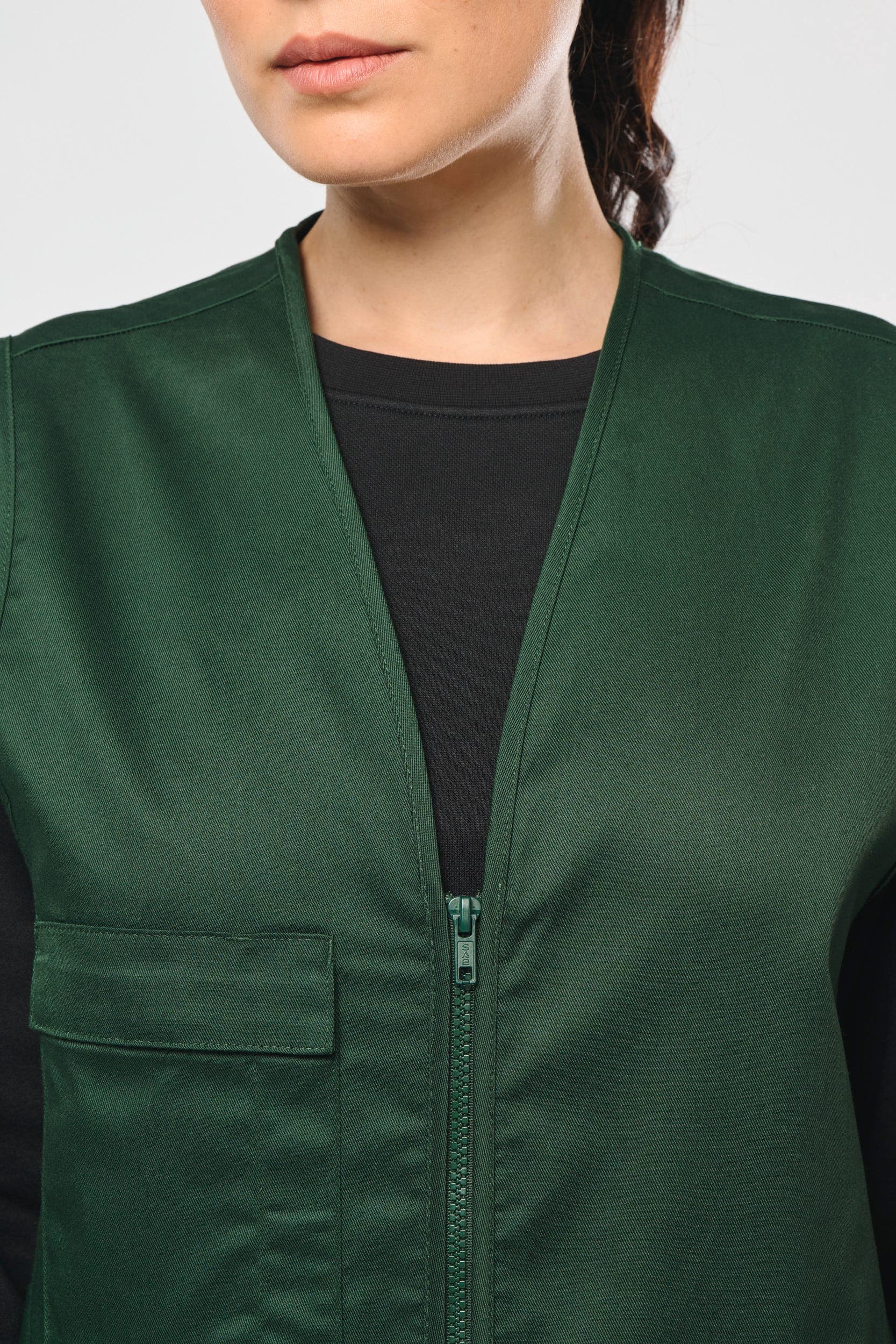 Gilet polycoton multipoches unisexe en situation