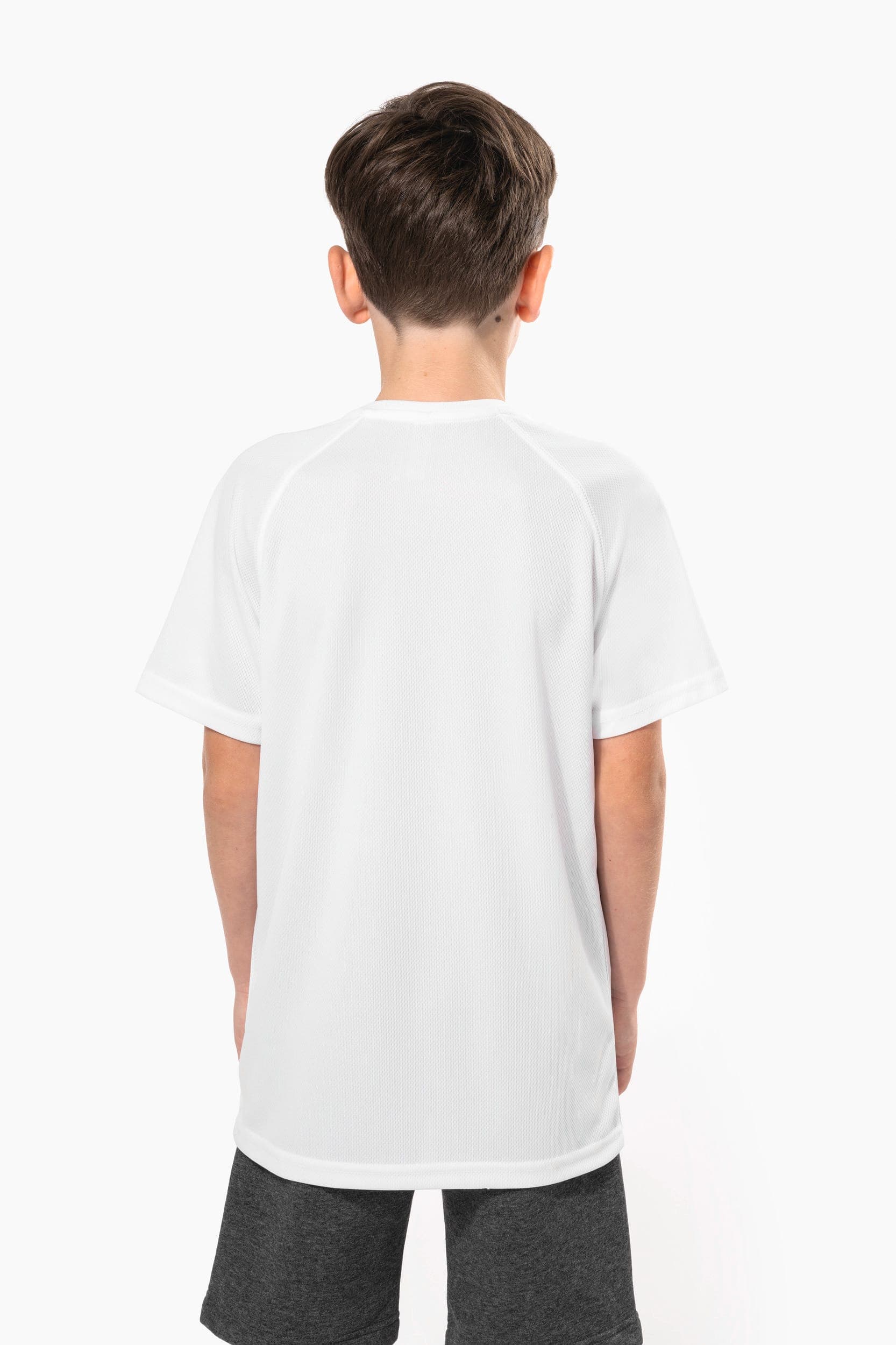 T-shirt sport manches courtes enfant en situation