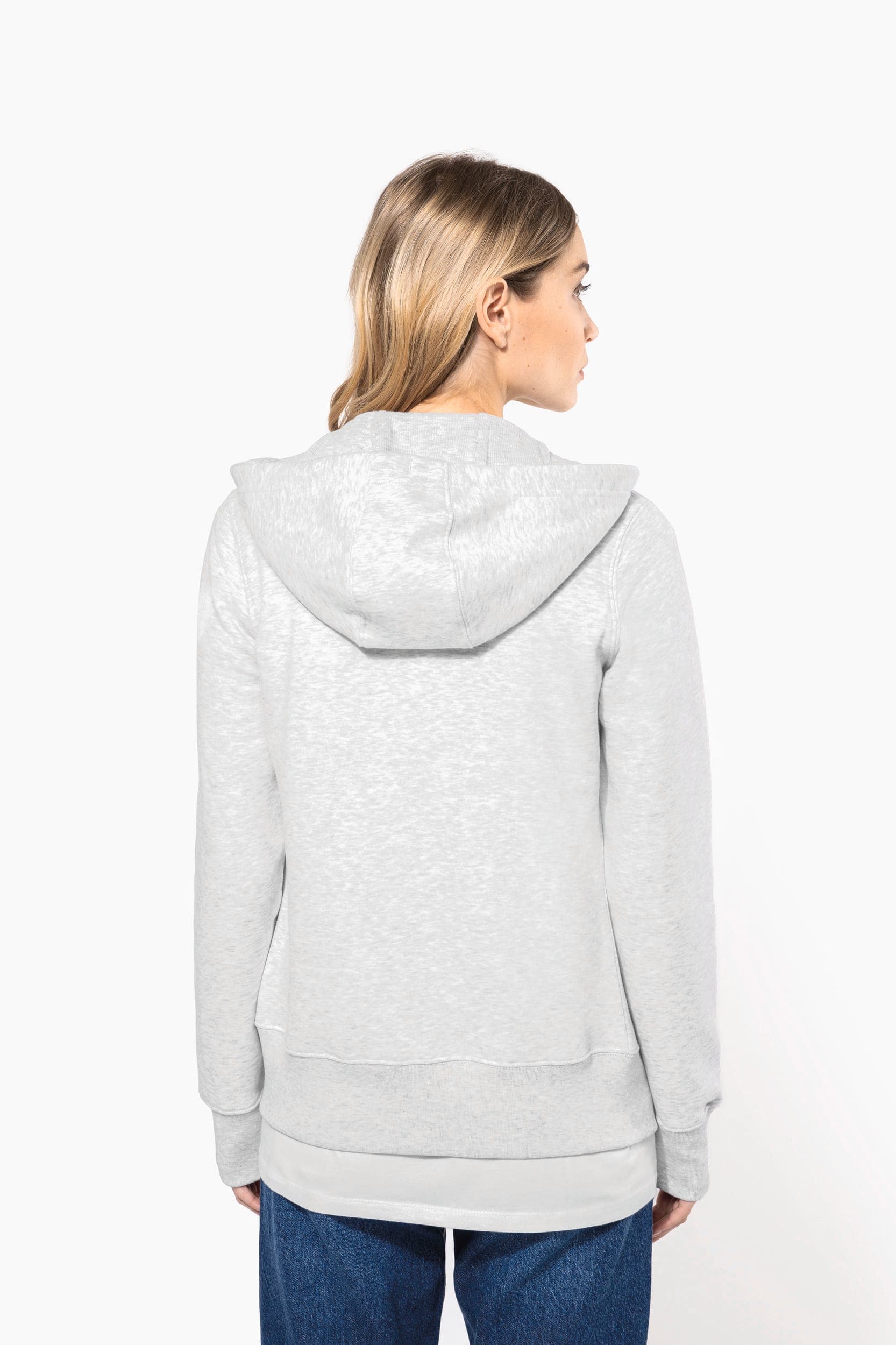 Sweat-shirt zippé capuche femme en situation