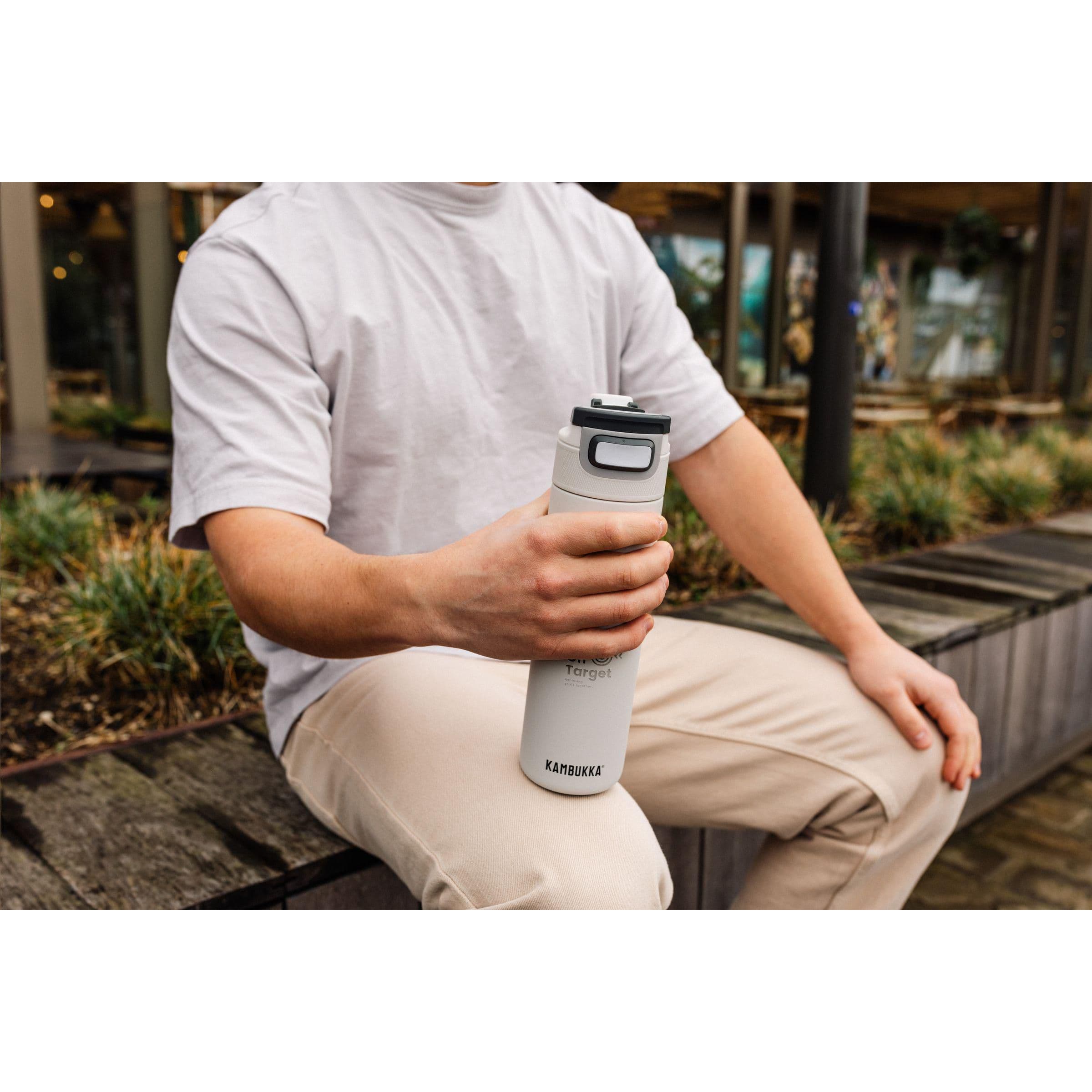 Bouteille Kambukka® Elton Insulated 600 ml en situation