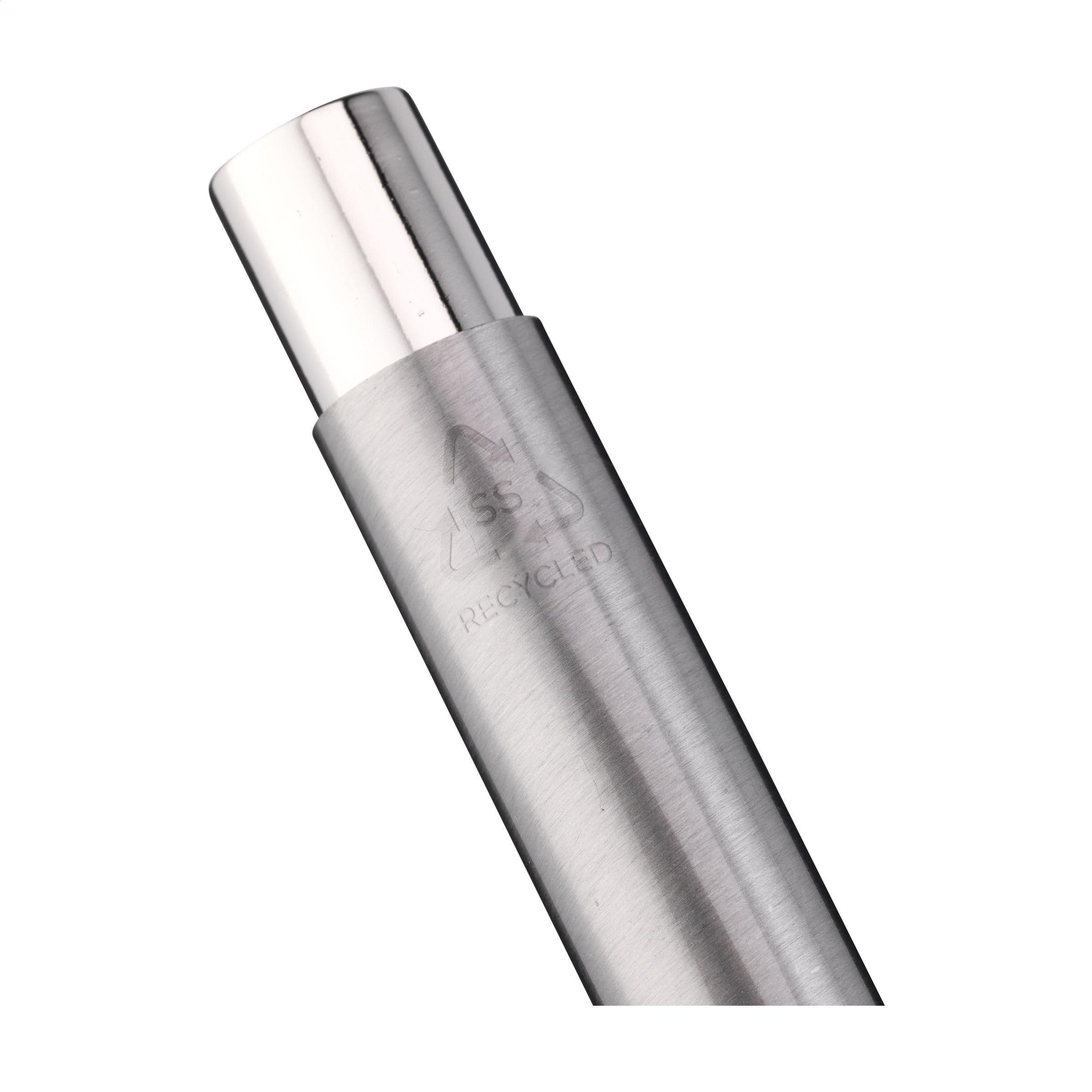 Stylo Bellamy acier inoxydable recyclé en situation