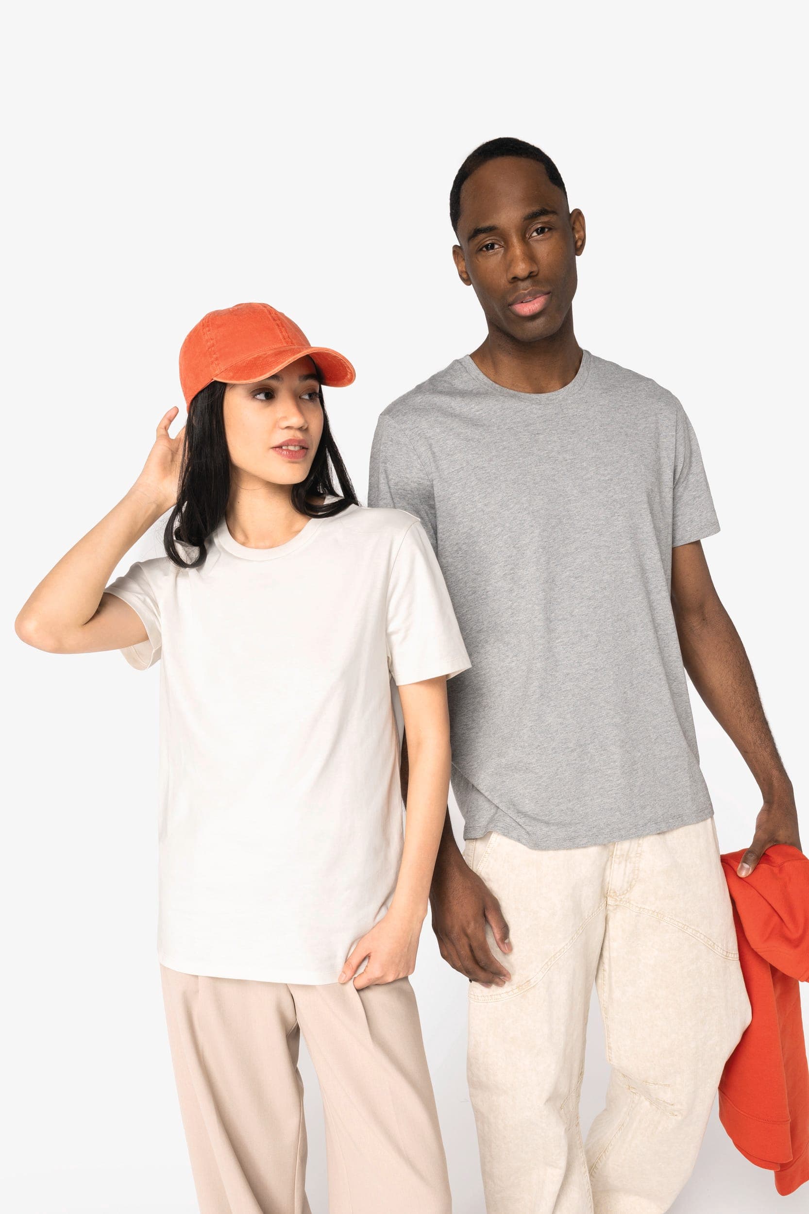 T-shirt écoresponsable unisexe en situation