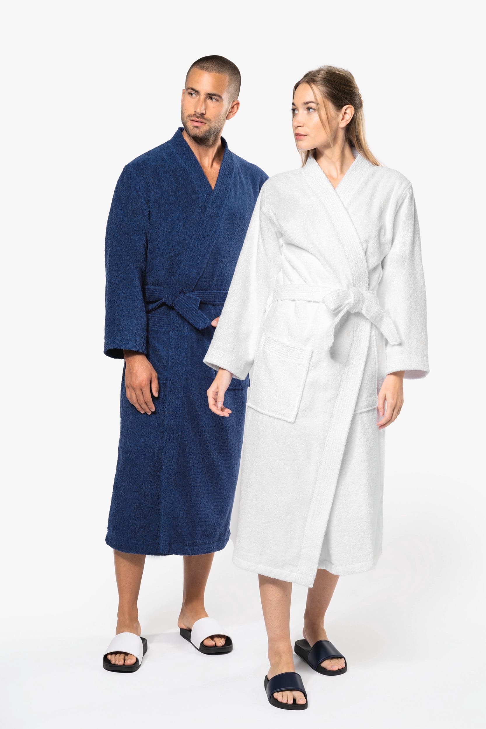 Peignoir col kimono en situation