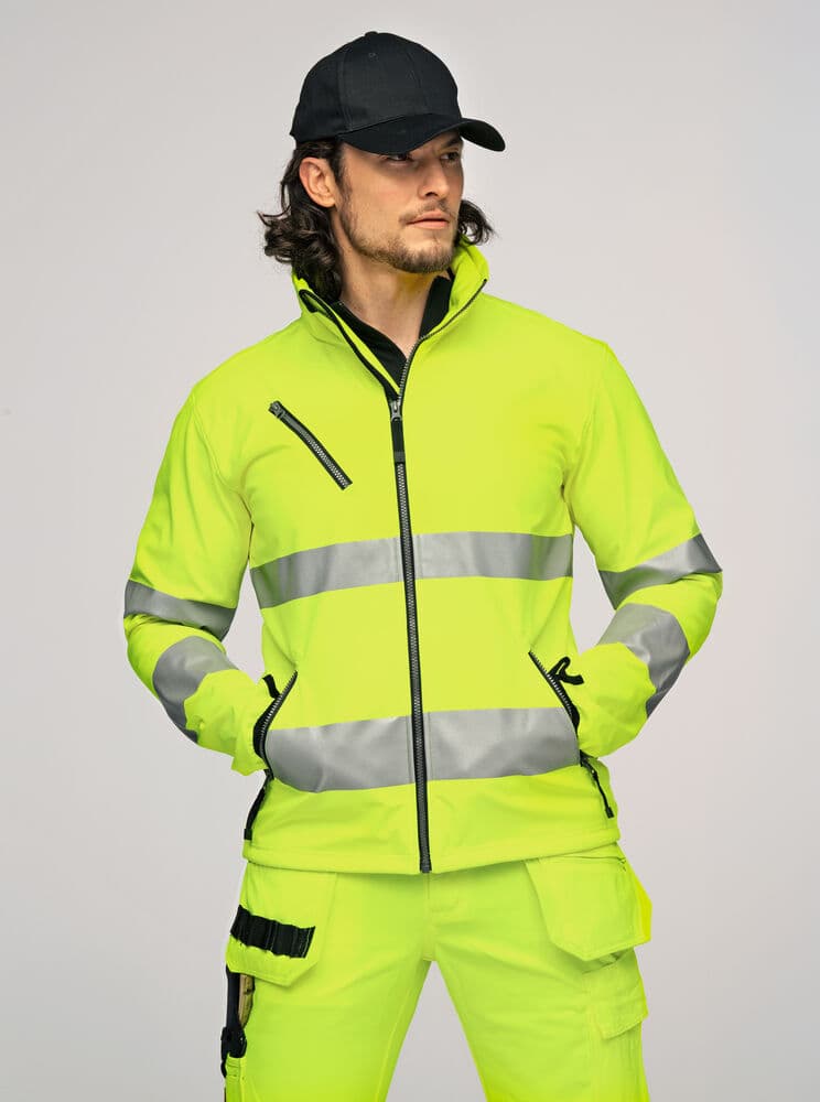 Jobman 1202 Hv Softshell Jacket en situation
