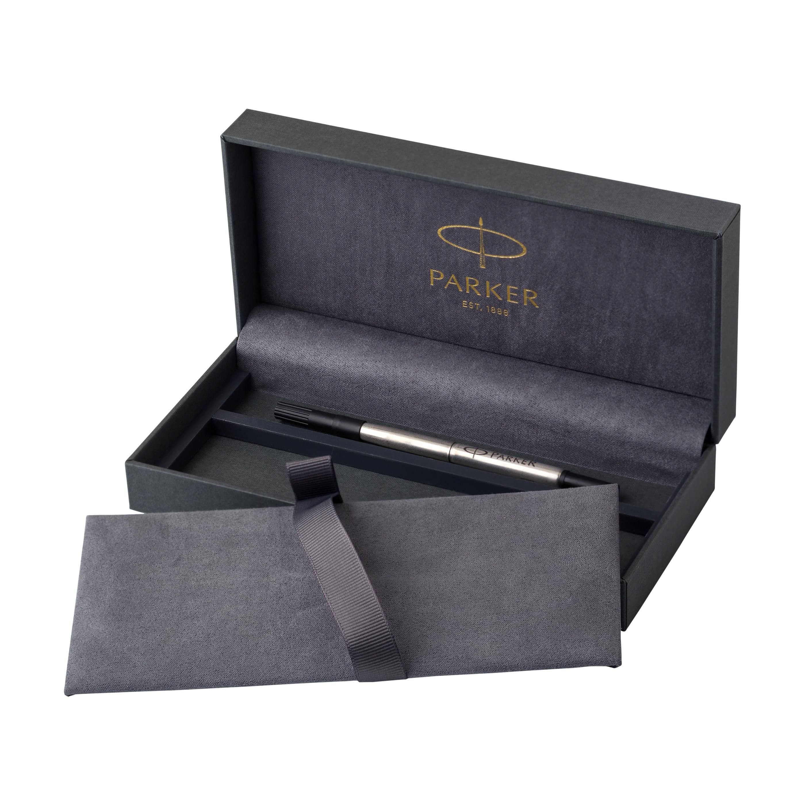 Stylo roller Parker Sonnet | Acier inoxydable en situation