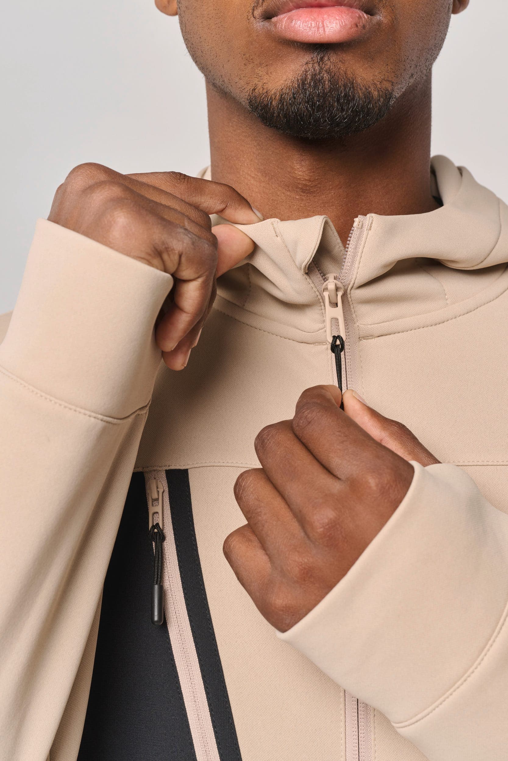 Veste outdoor zippée unisexe en situation