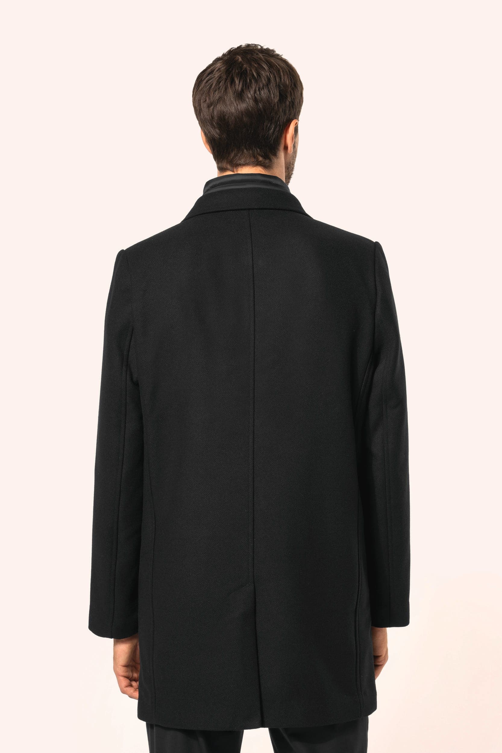 Manteau homme en situation
