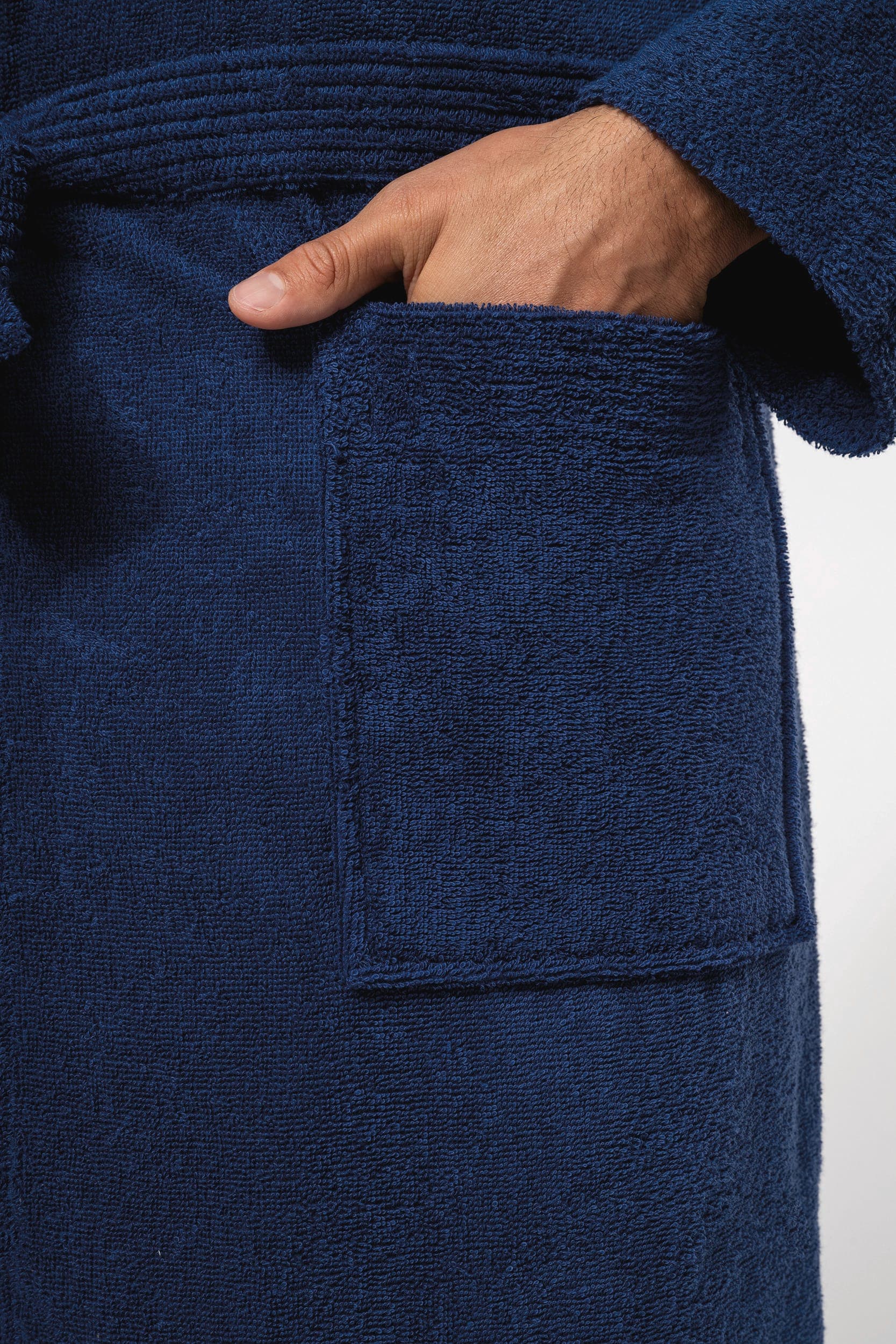 Peignoir col kimono en situation