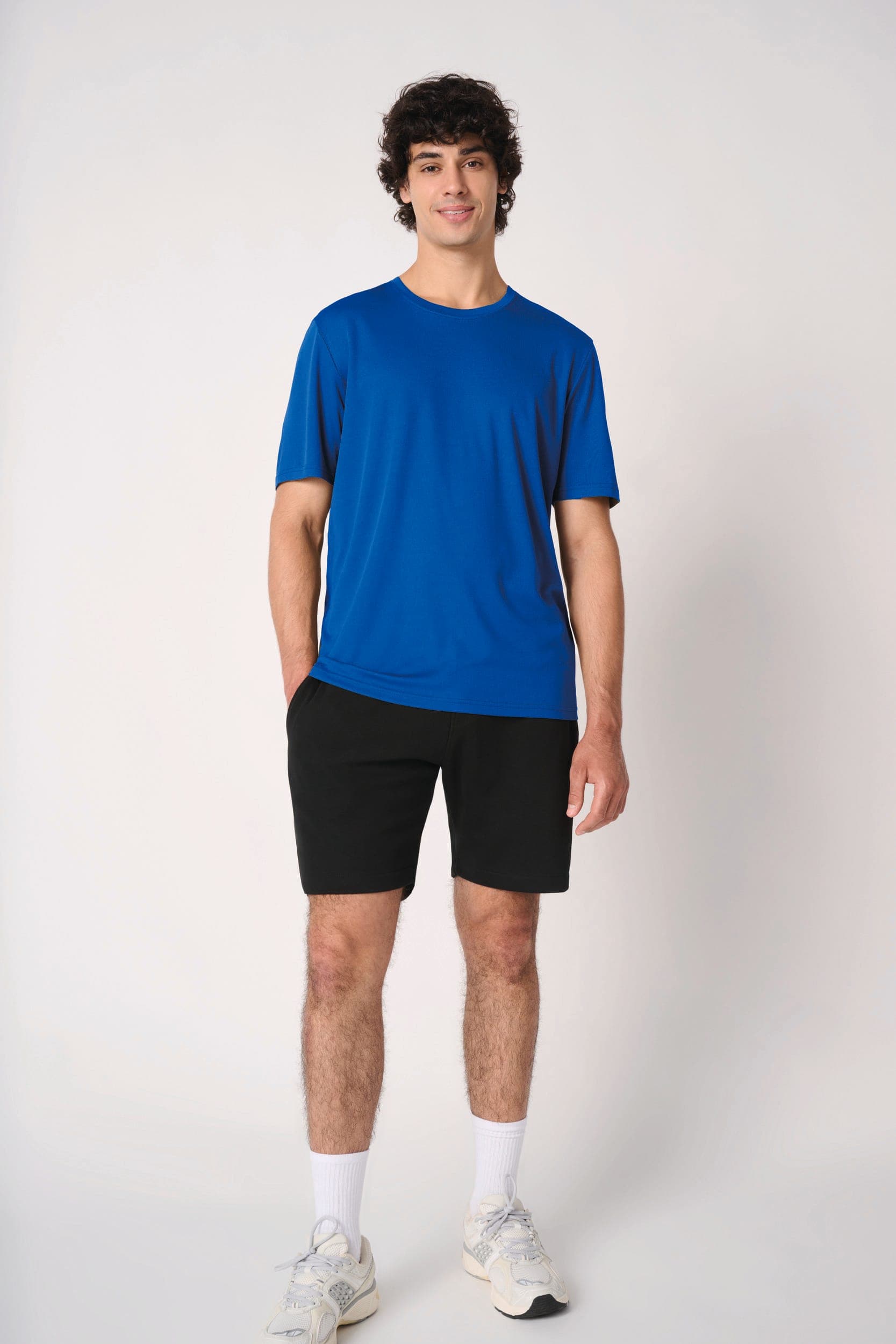 T-shirt sport homme Mercury en situation