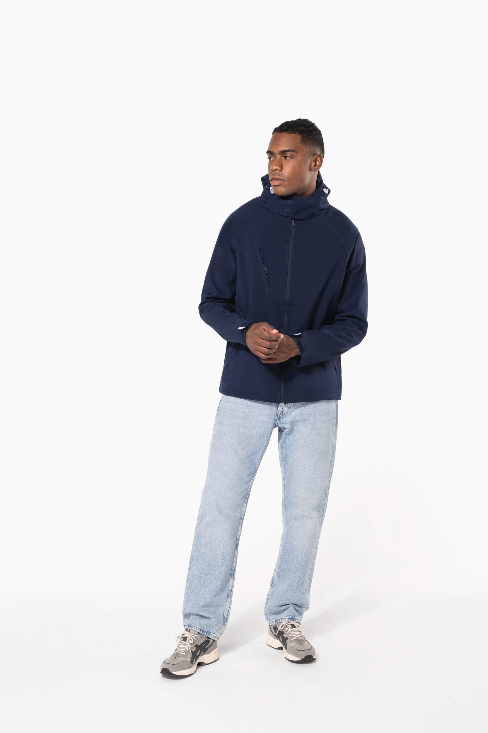 Veste softshell à capuche amovible homme en situation