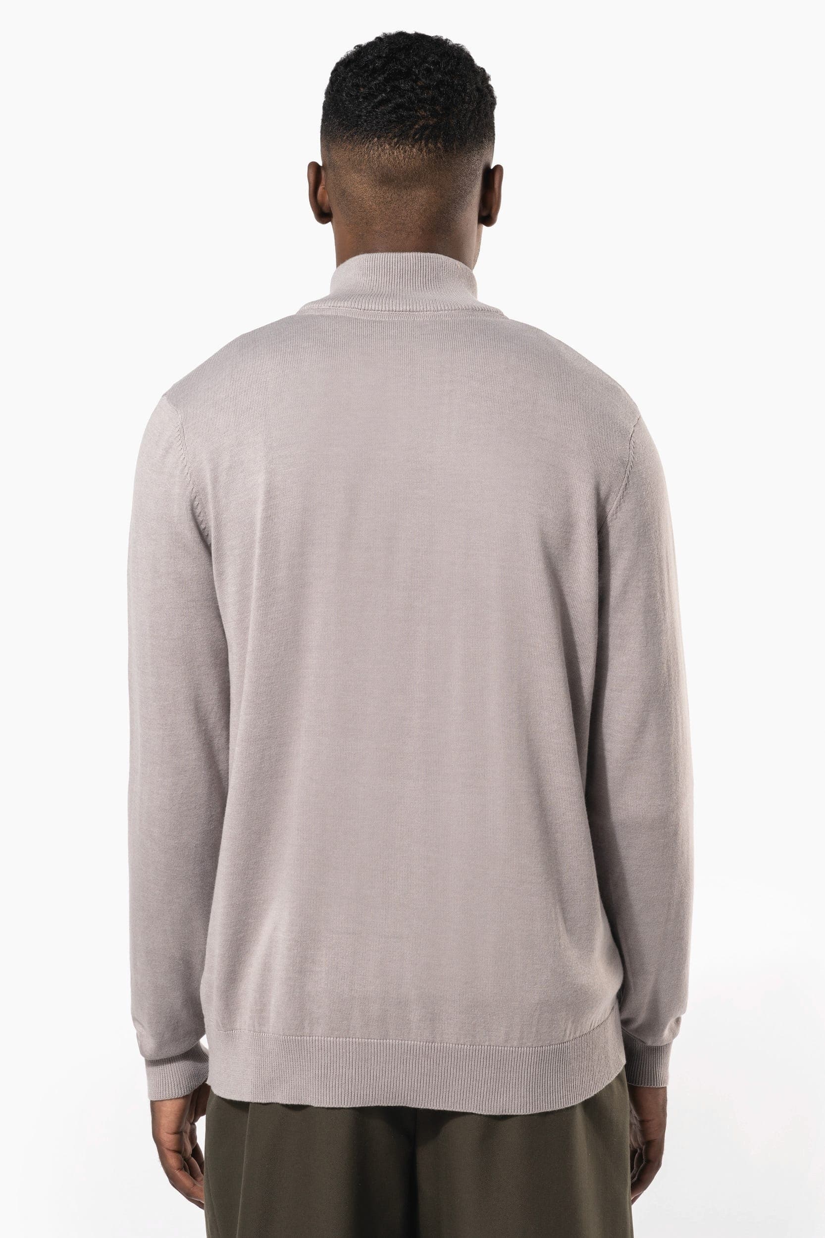 Cardigan zippé homme en situation