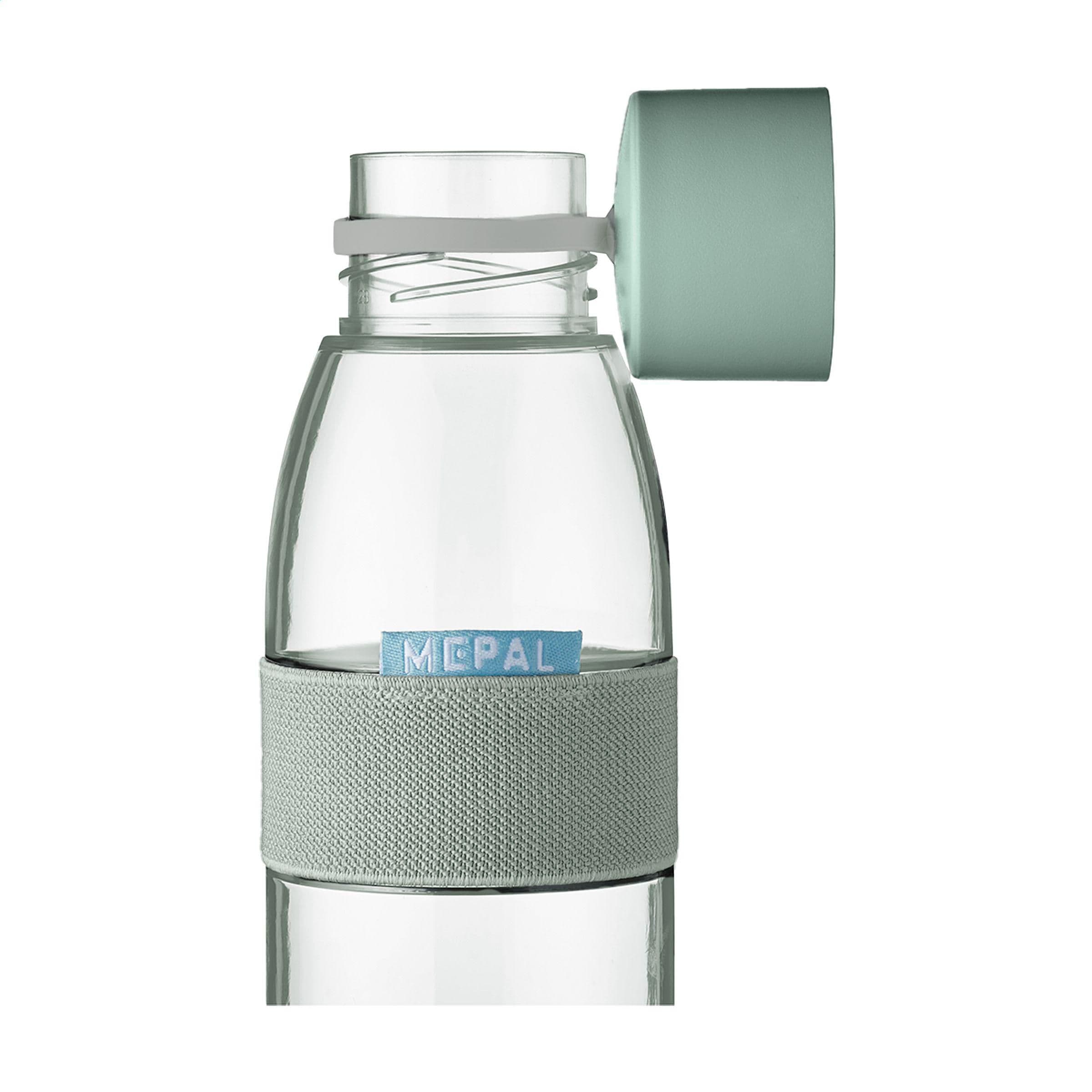 Bouteille d'eau Mepal Ellipse 500 ml en situation