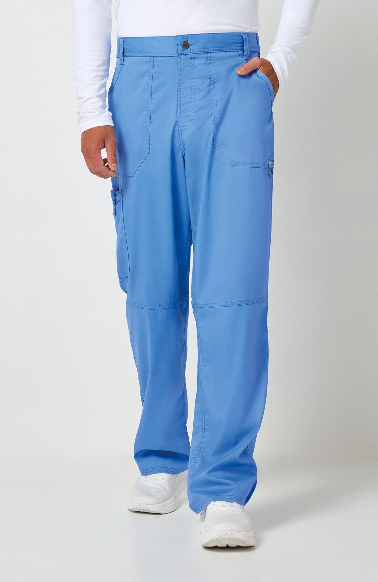 Pantalon cargo à braguette homme en situation