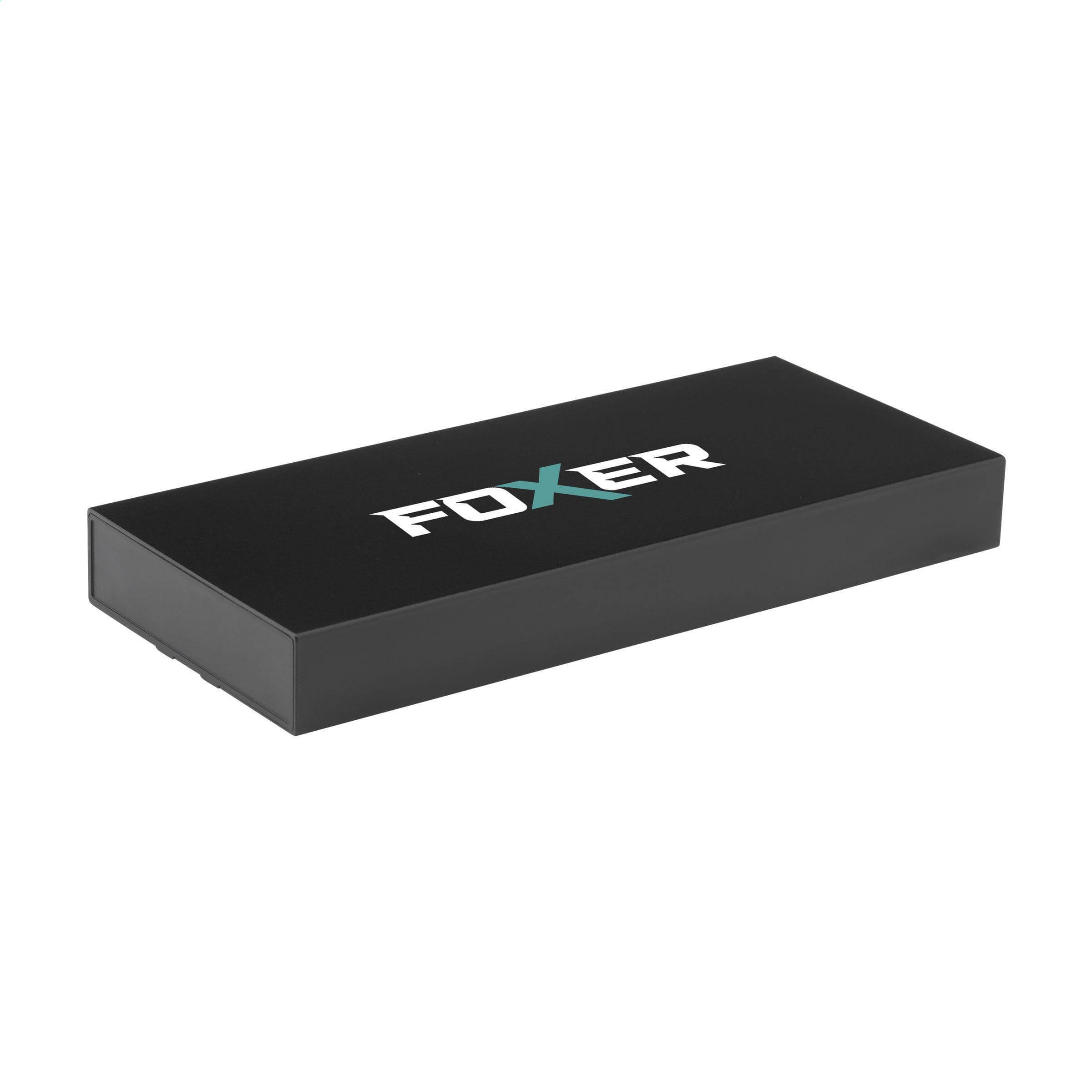 Powerbank Rely 10000 RCS aluminium recyclé en situation