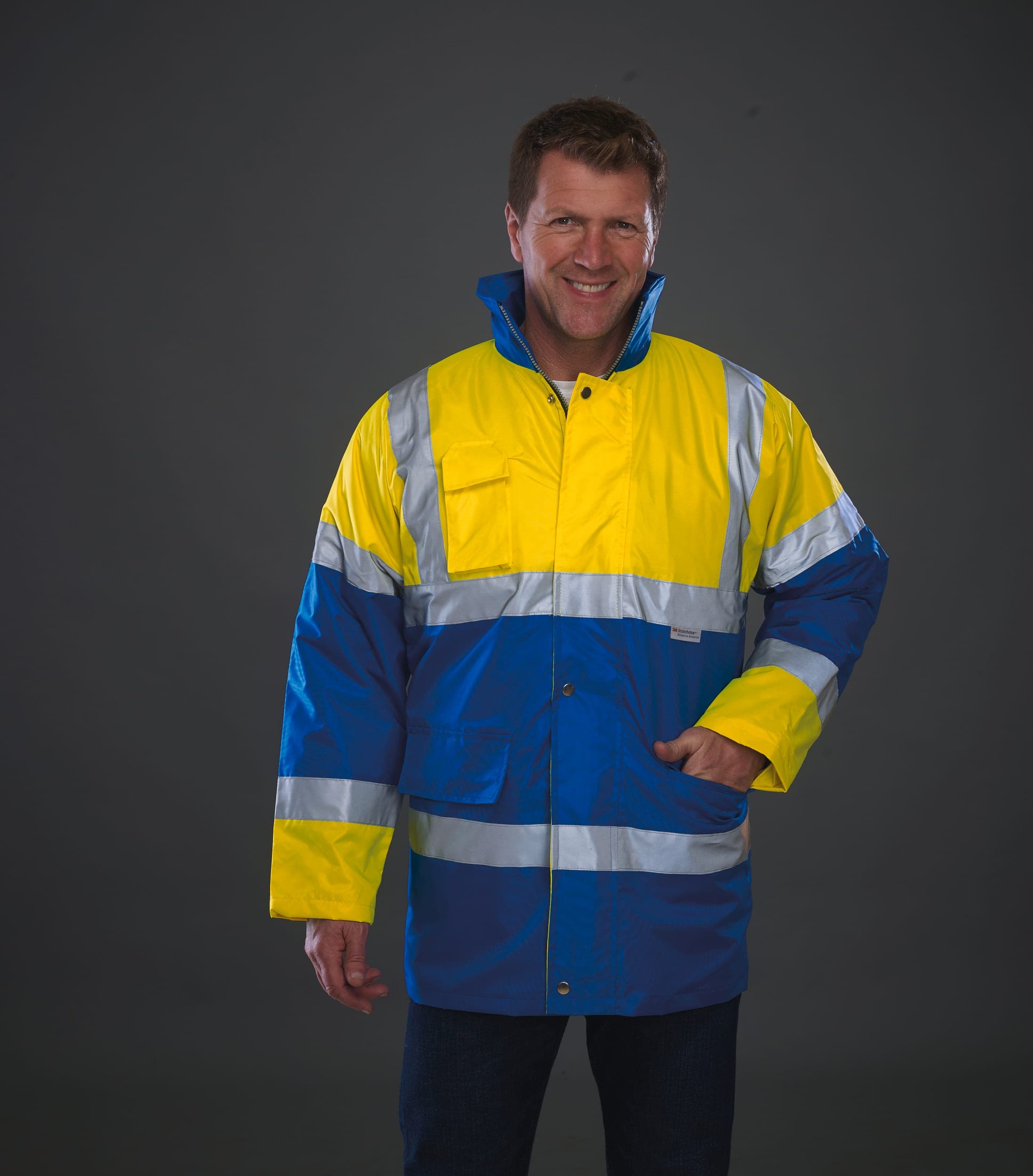 Veste contrastante haute visibilité en situation