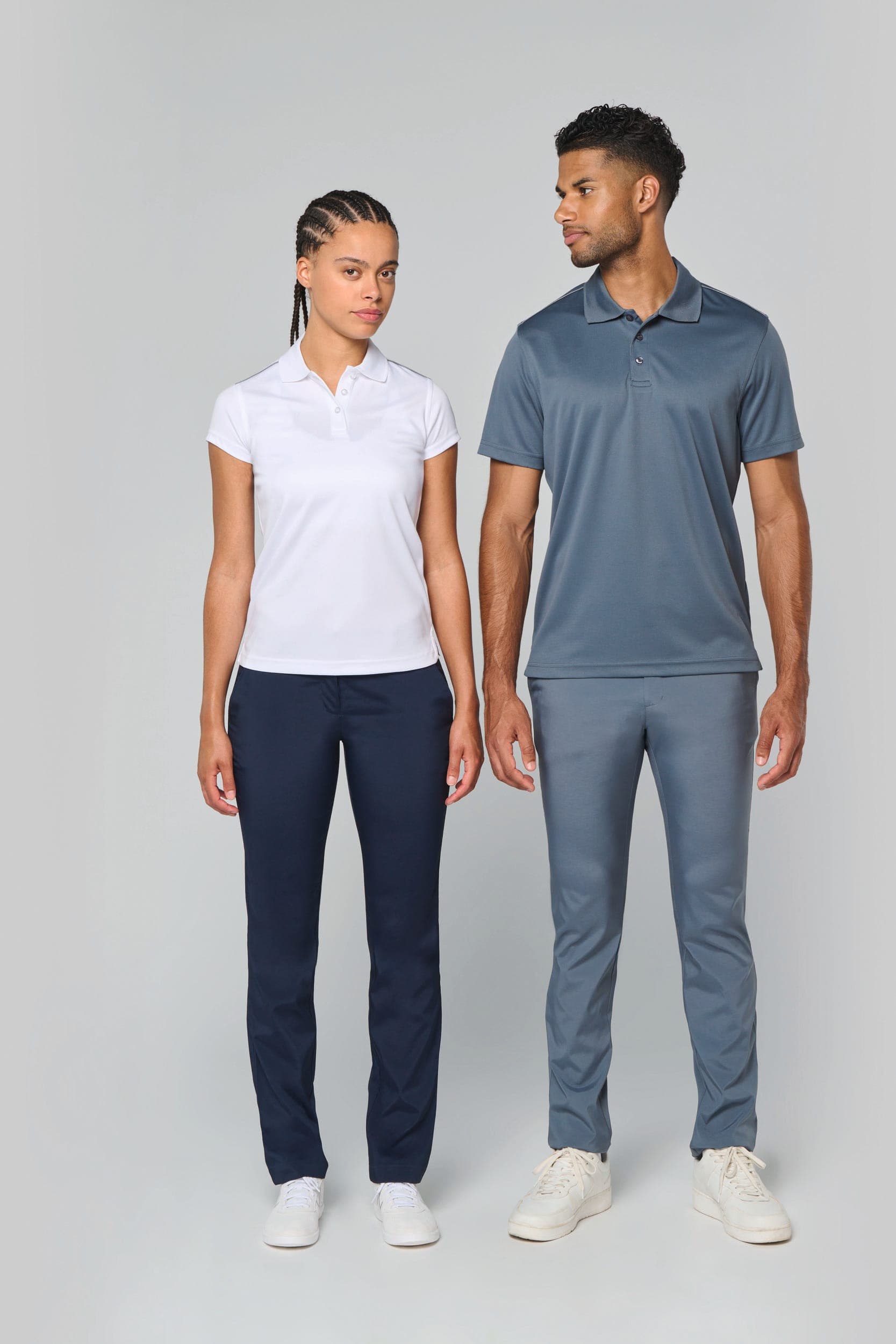 Polo manches courtes homme en situation