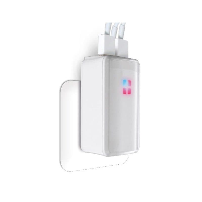CHARGEUR ADAPTATEUR USB SECTEUR en situation