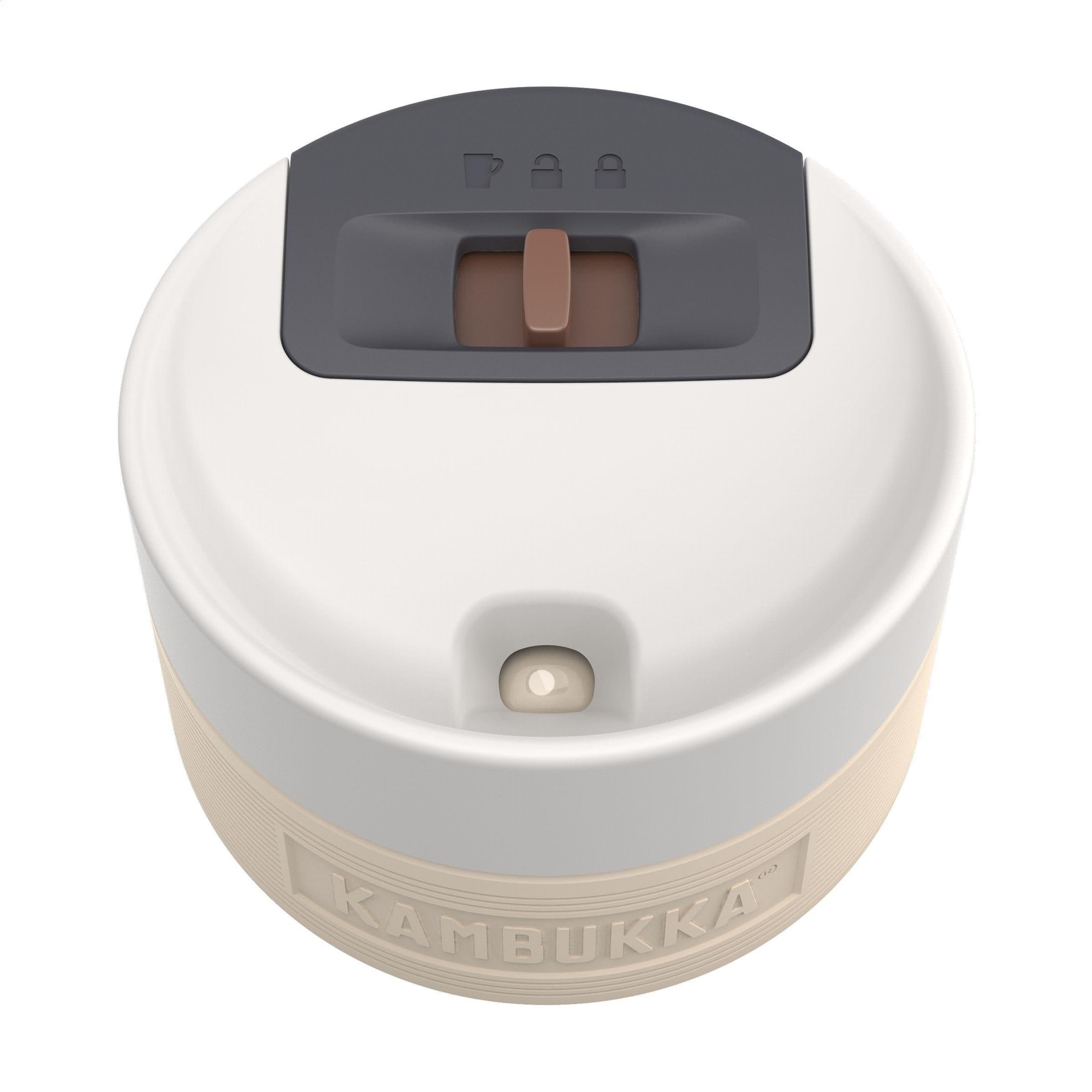 Gobelet thermos Kambukka® Etna Grip 500 ml en situation
