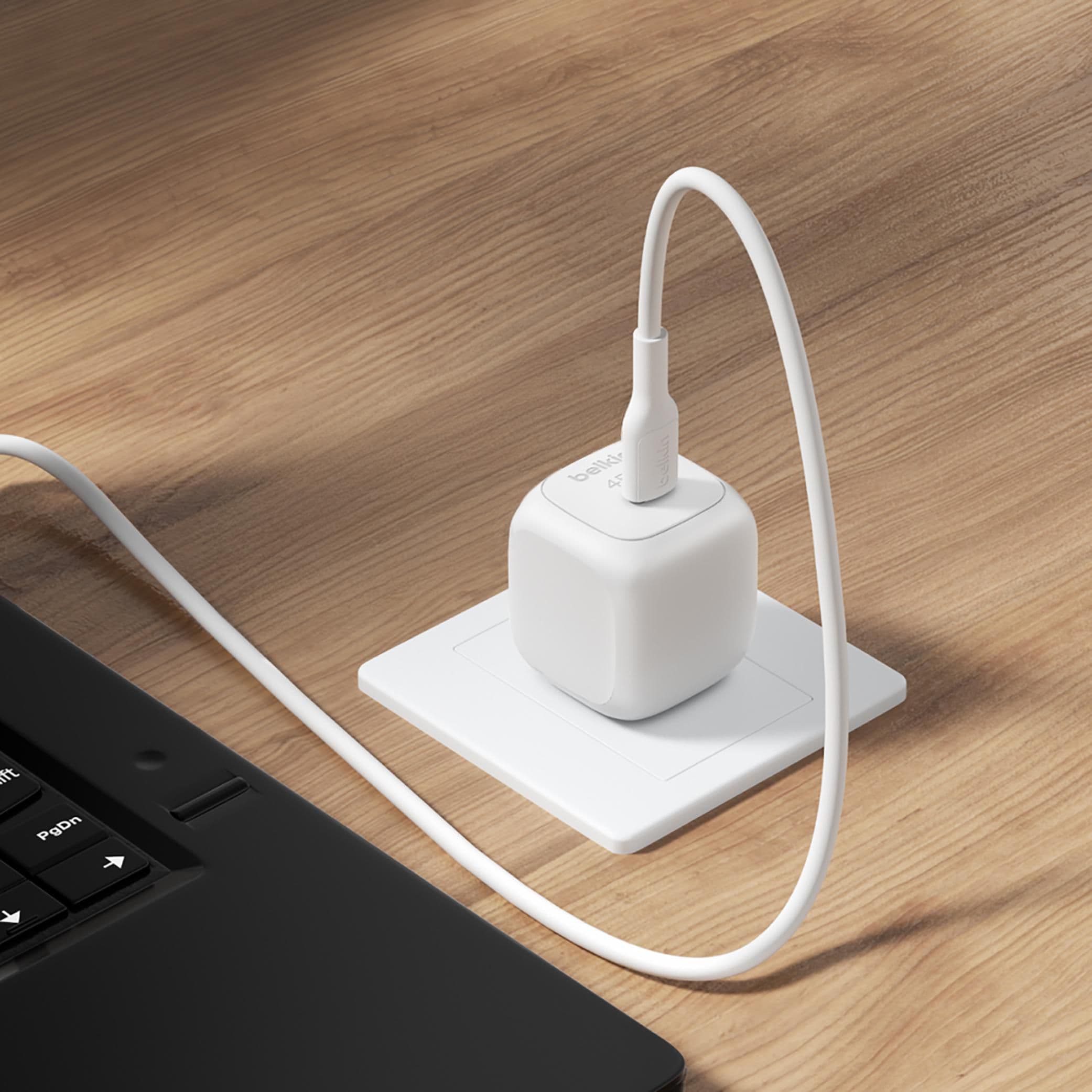 Chargeur mural Belkin 45W USB PD avec PPS et câble en situation