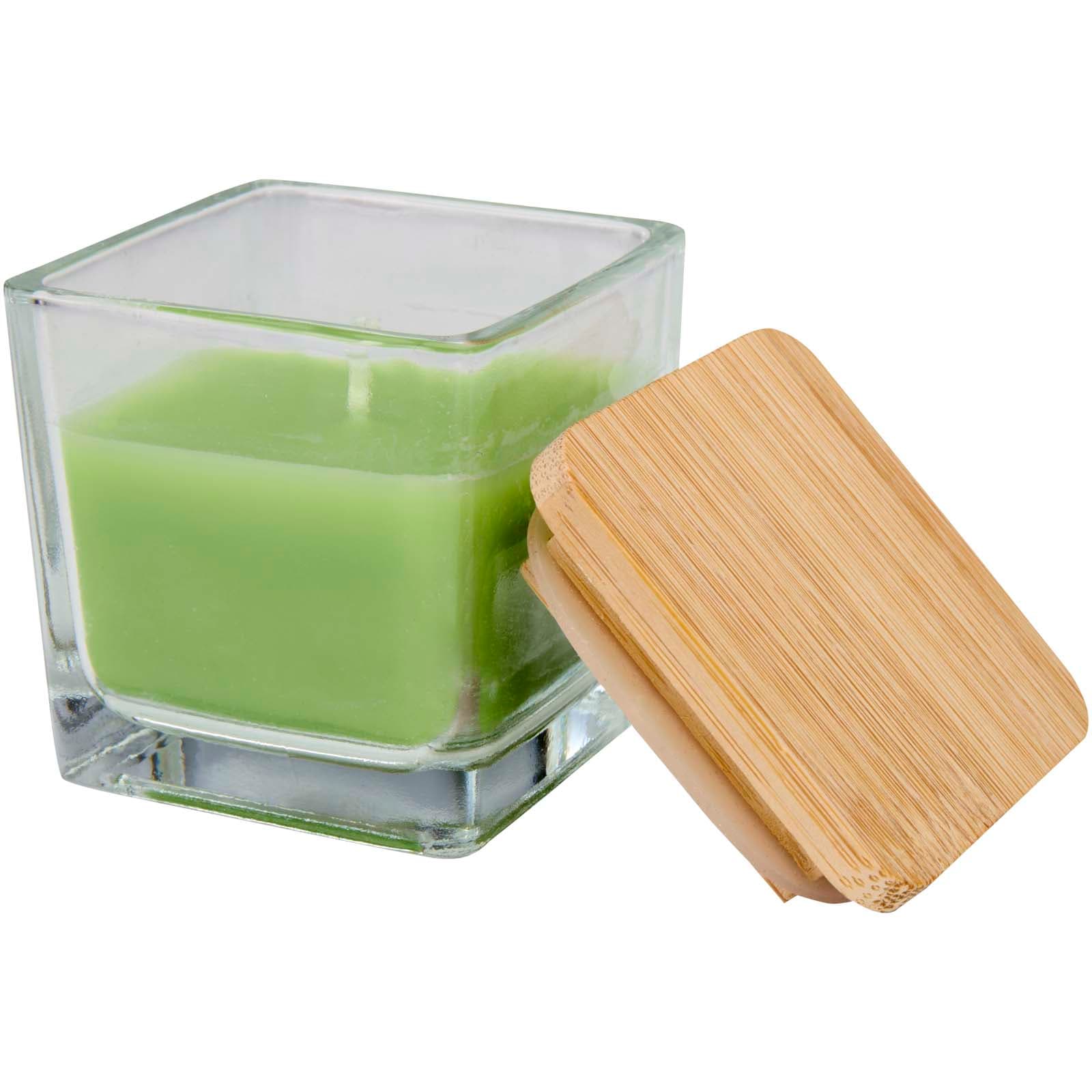 Bougie carrée Ambra en verre avec couvercle en bambou coloris Vert oasis