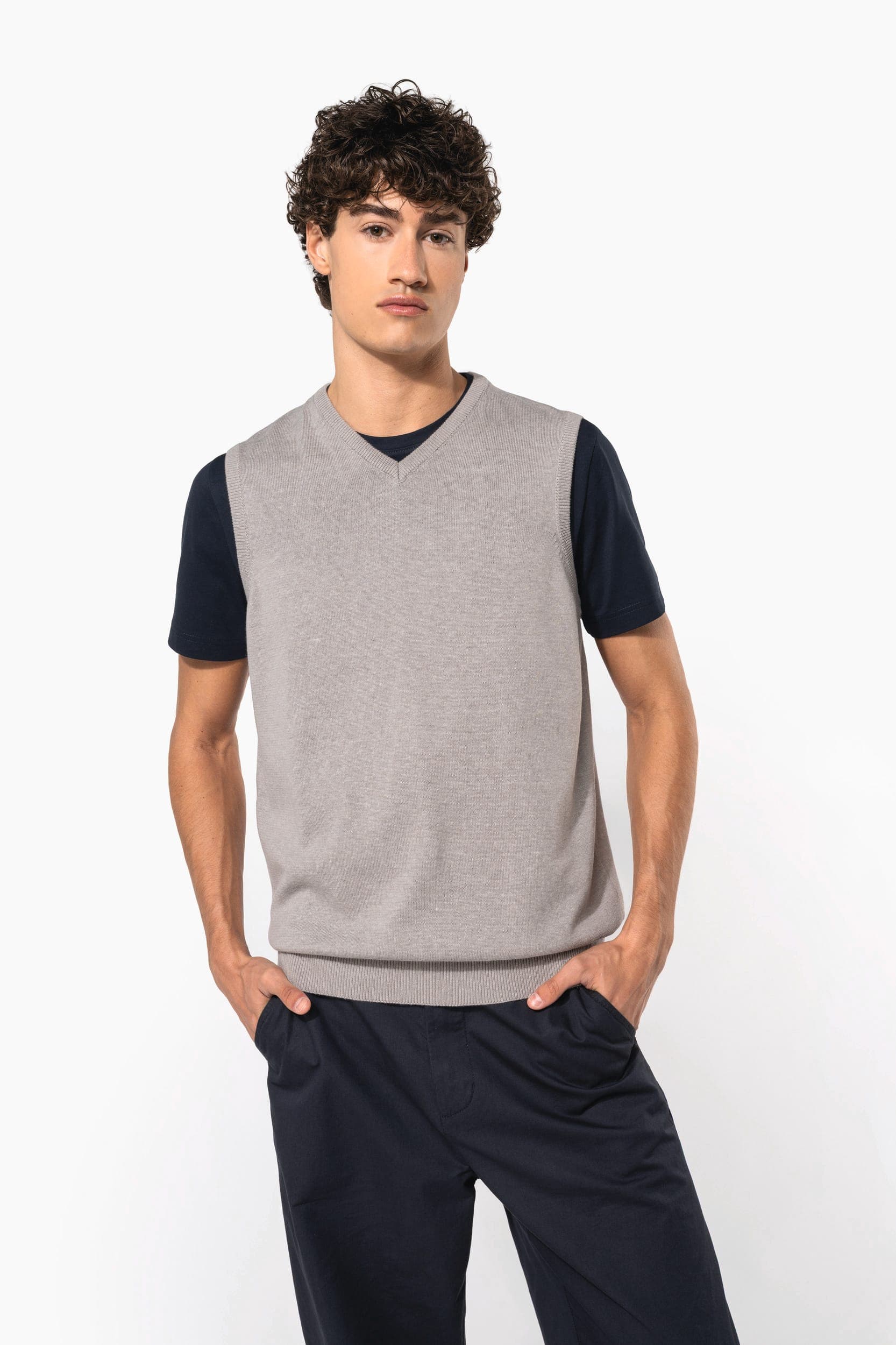 Pull col V sans manches