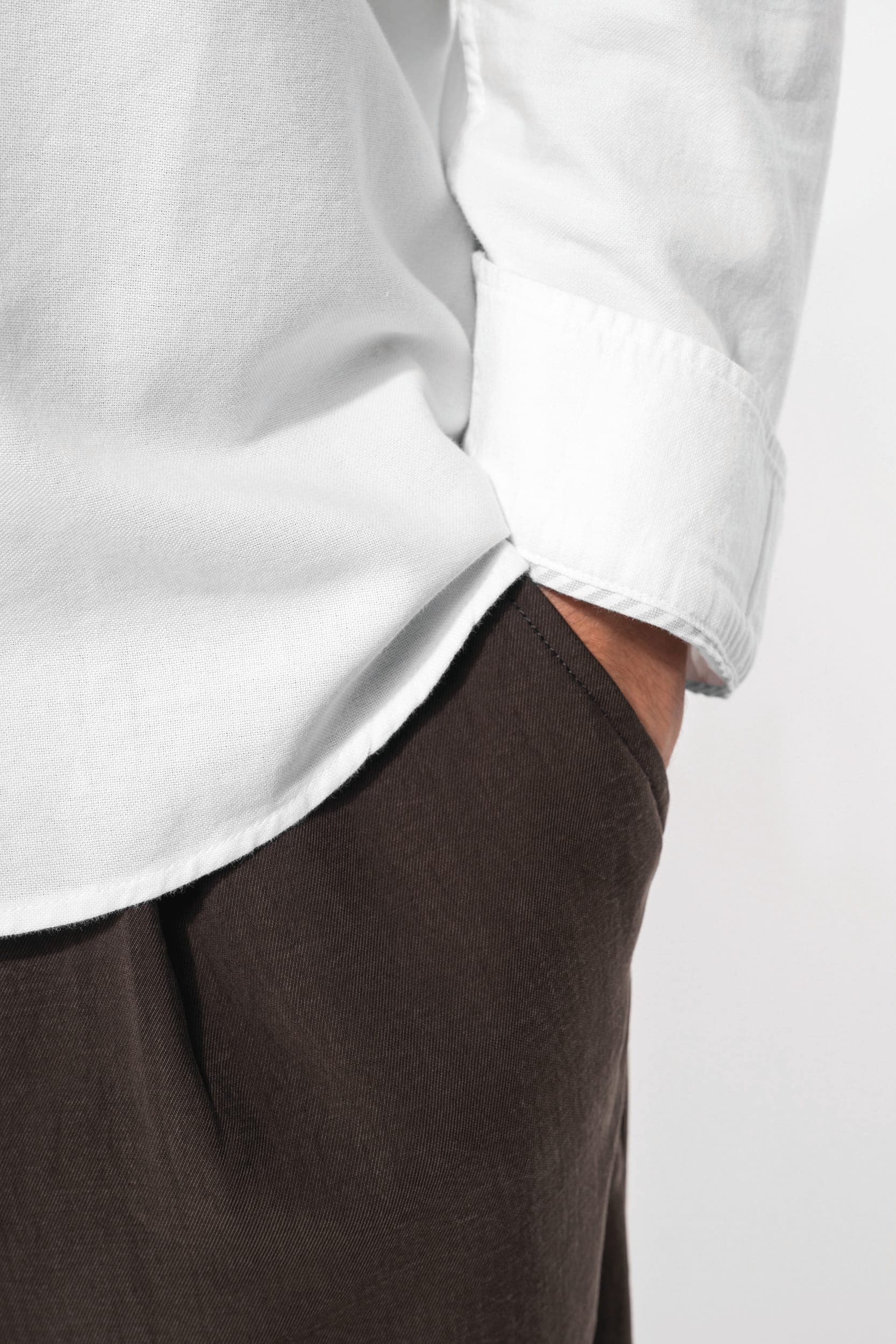 Chemise Oxford lavée manches longues en situation