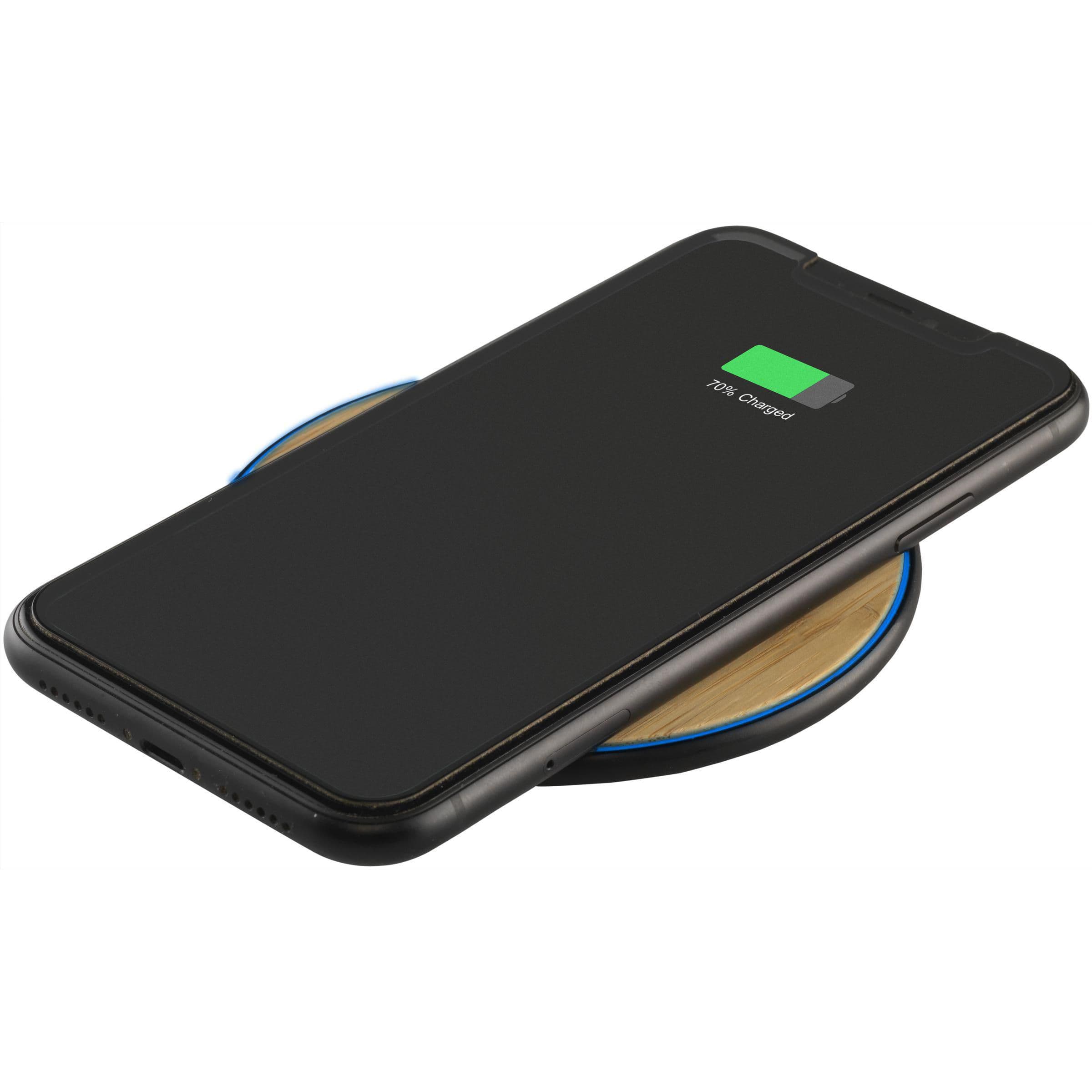 Chargeur sans fil bambou 10W rapide en situation